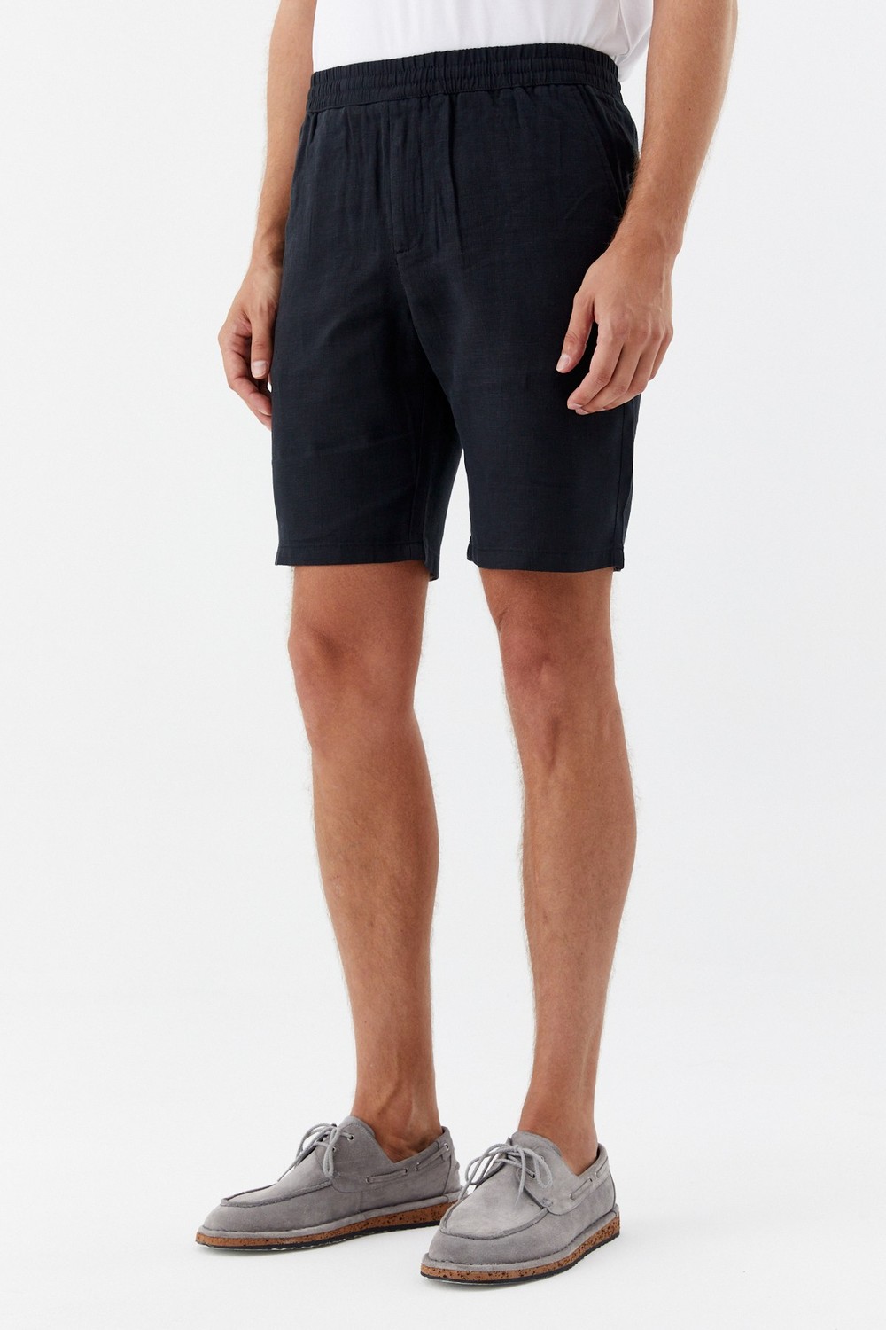 Siyah %100 Keten Regular Fit Beli Lastikli Bermuda Şort