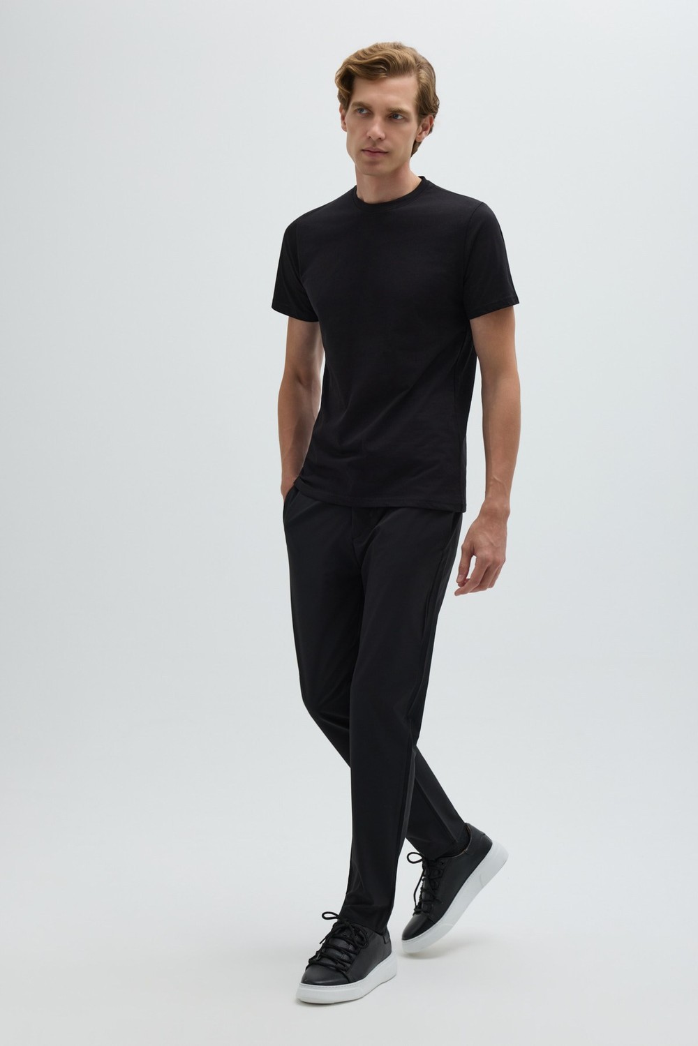 Siyah %100 Pamuk Bisiklet Yaka Düz Renk Basic T-Shirt