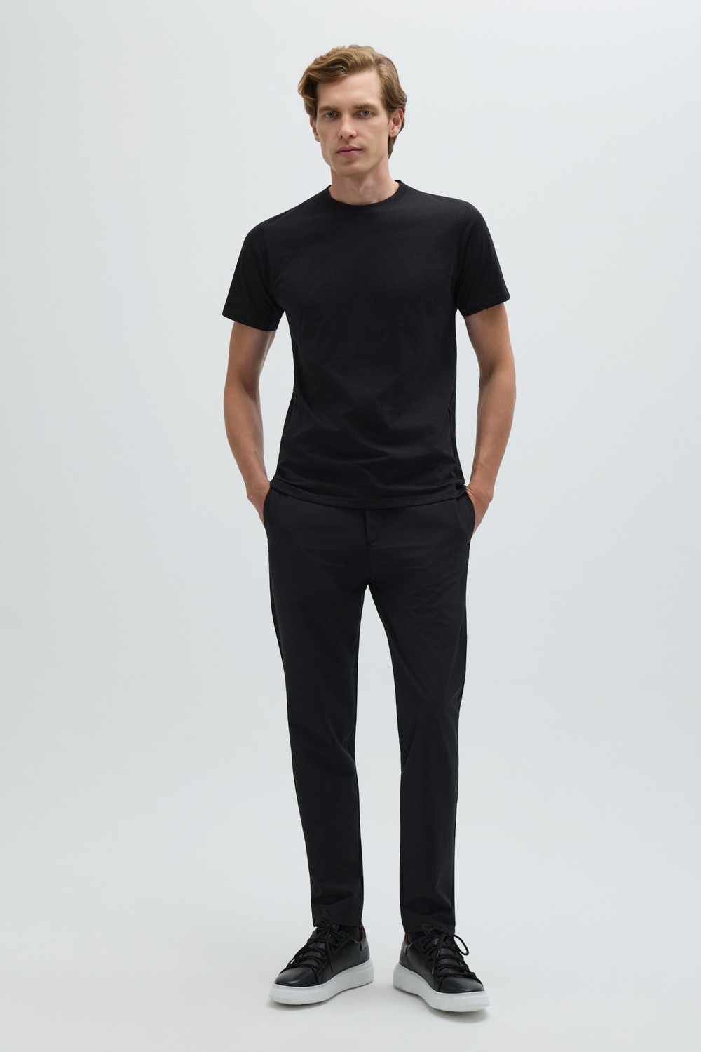 Siyah %100 Pamuk Bisiklet Yaka Düz Renk Basic T-Shirt