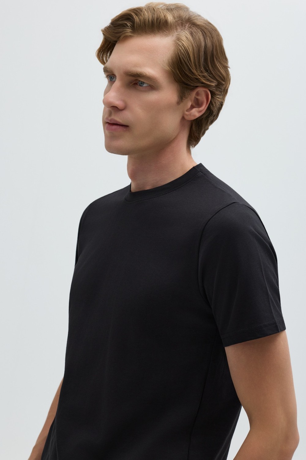 Siyah %100 Pamuk Bisiklet Yaka Düz Renk Basic T-Shirt