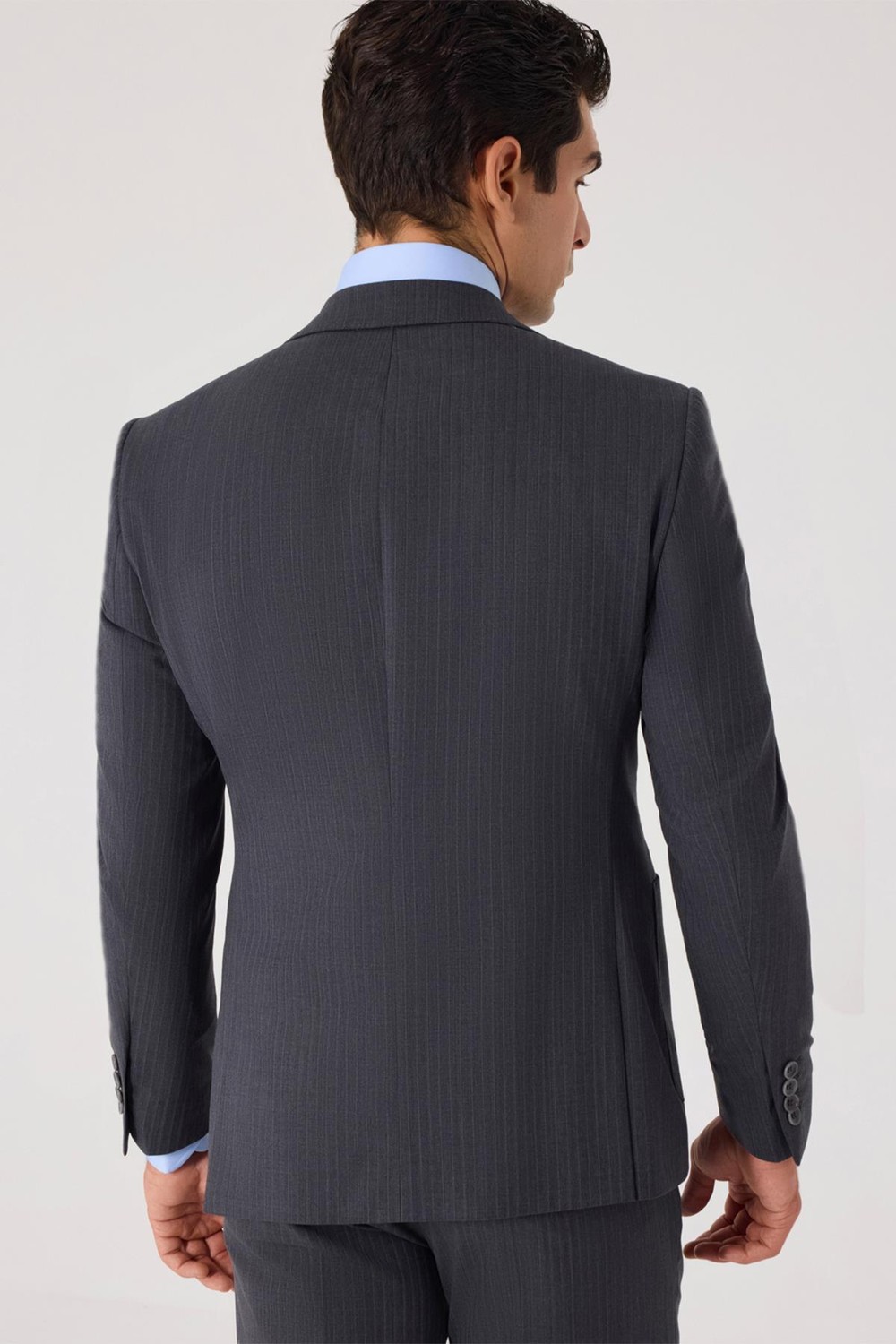 Gri Slim Fit %100 Yün Mono Yaka Çizgili Çift Yırtmaçlı 6 Drop Takım Elbise