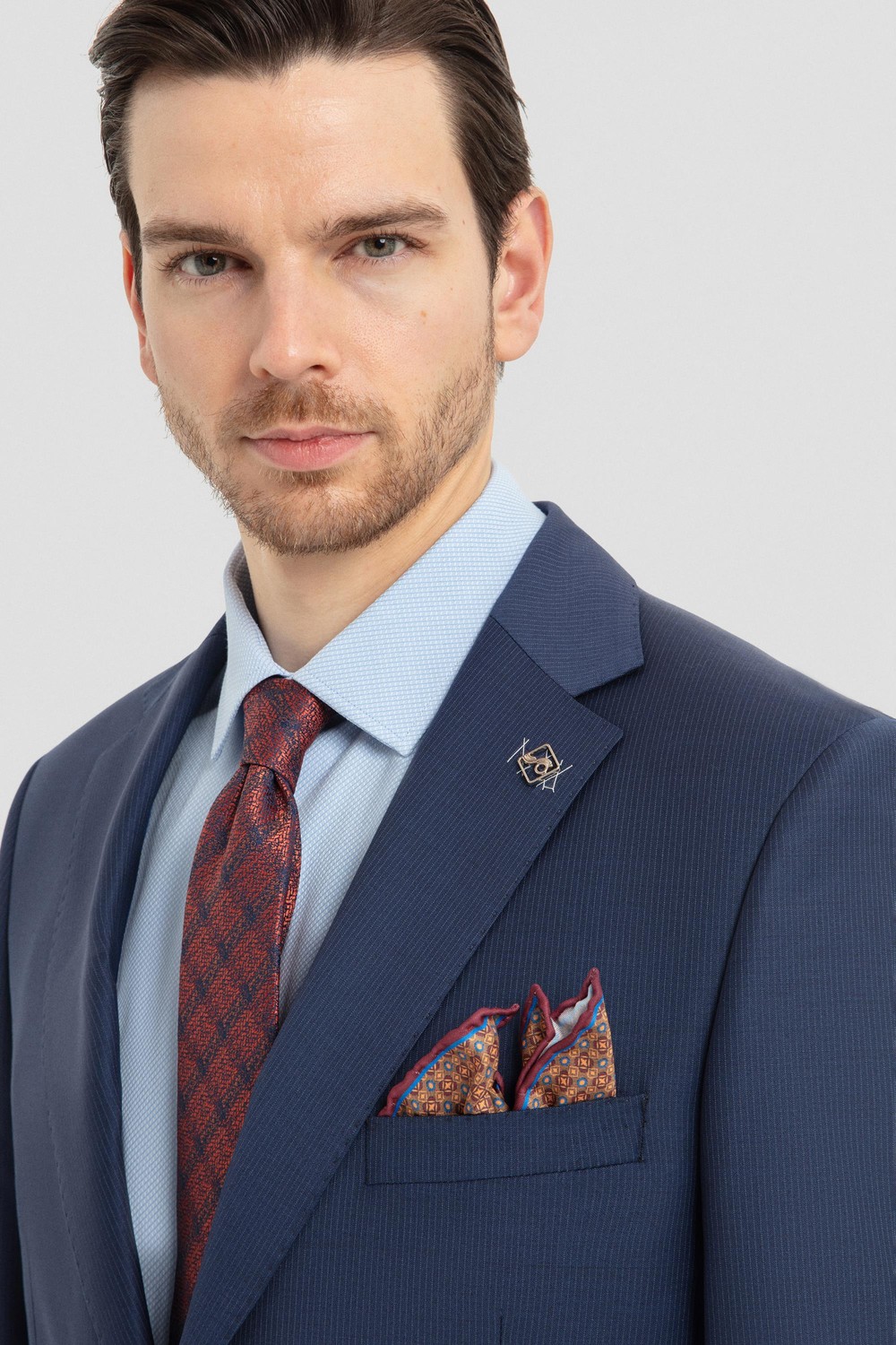 Erkek Açık Lacivert Dar Kesim Slim Fit Yünlü Çizgili Fleto Kapaklı Cep Çift Yırtmaçlı Tam Astarlı Mono Yaka 4 Drop Takım Elbise