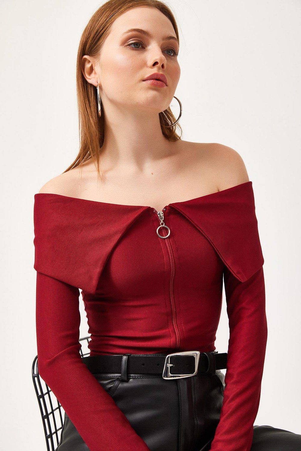  Fermuarlı Yakası Dökümlü Triko Bluz Bordo
