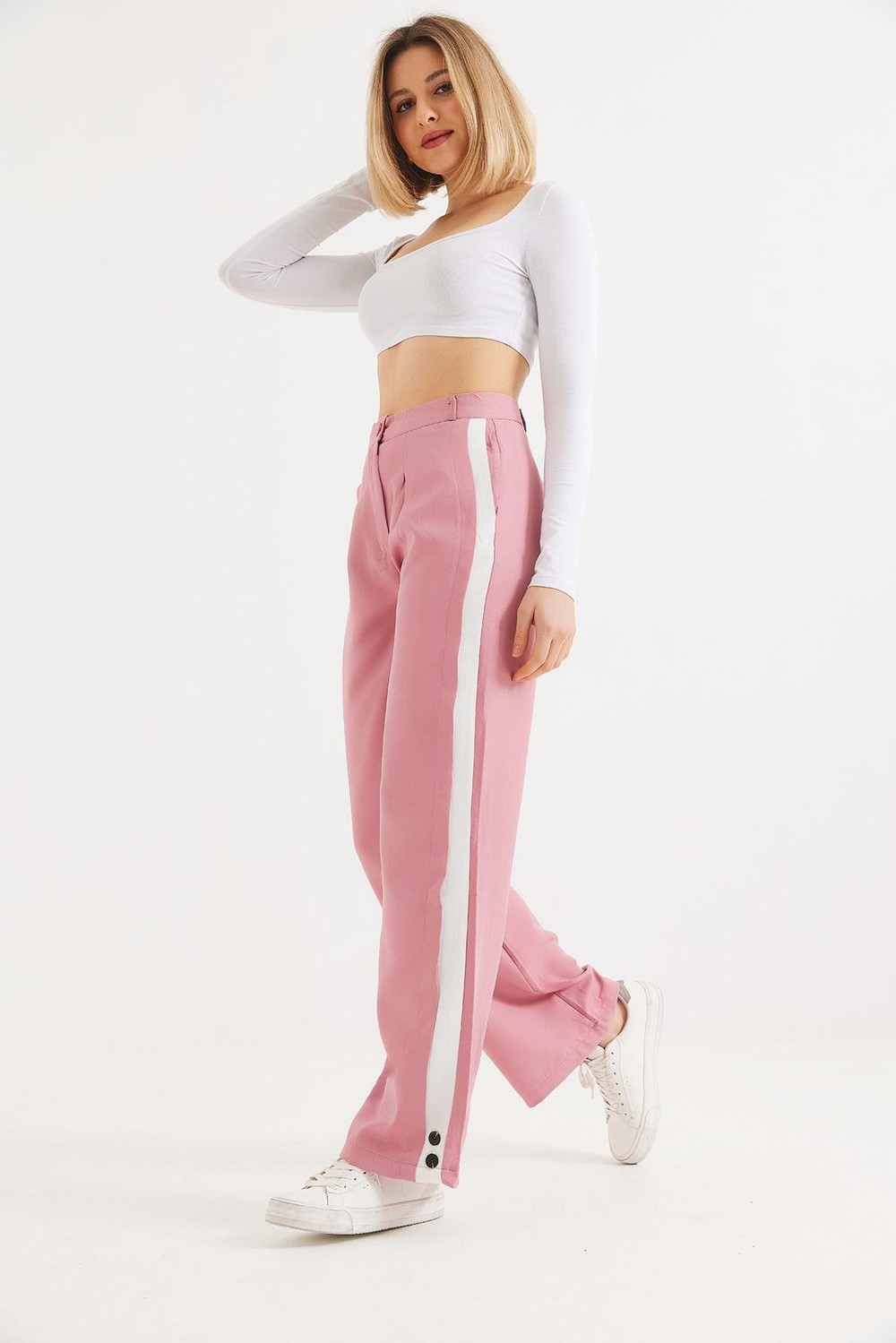 Yanları Şeritli Bol Paça Pantolon Pembe