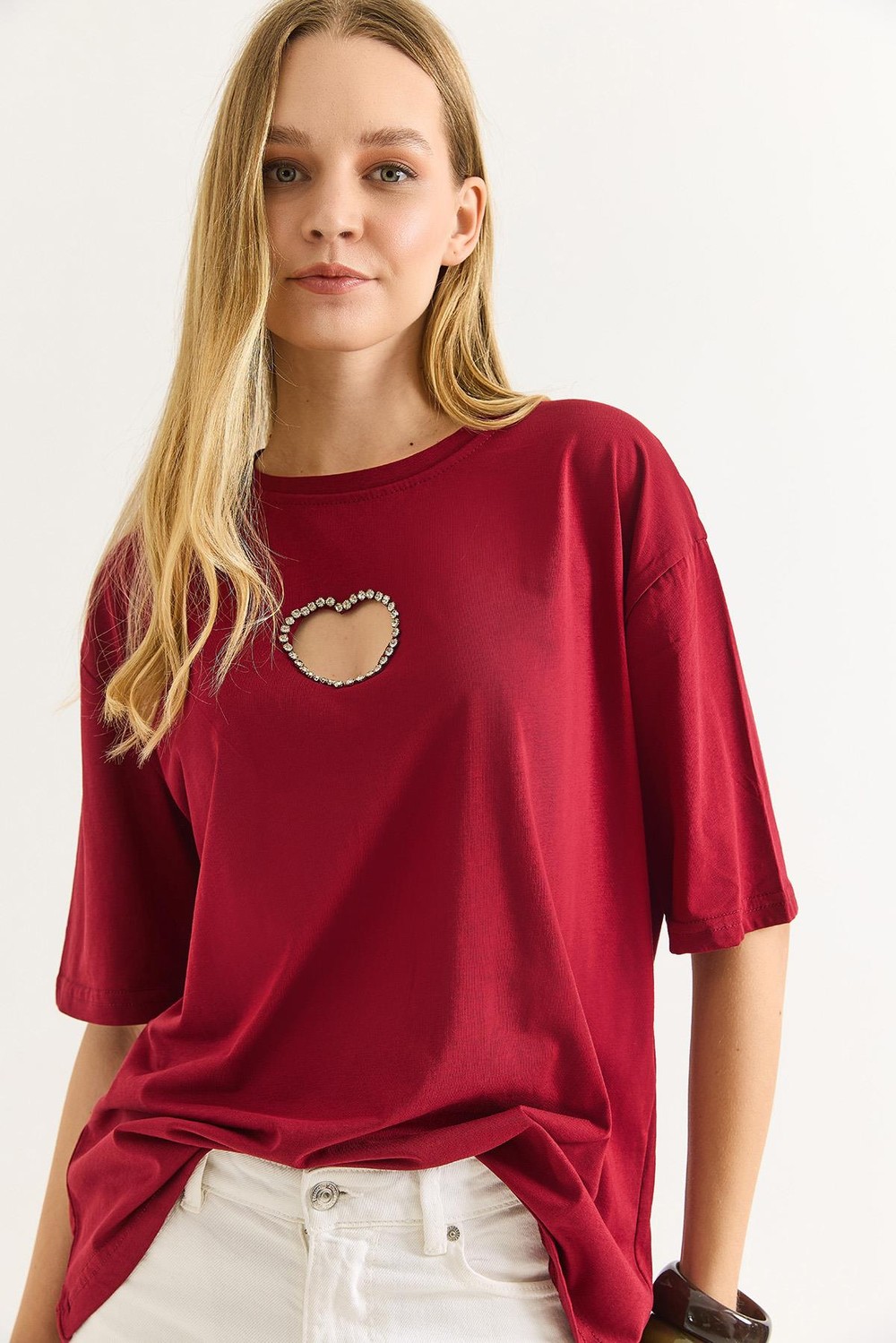 Kalp Dekolteli Bisiklet Yaka Tshirt Bordo