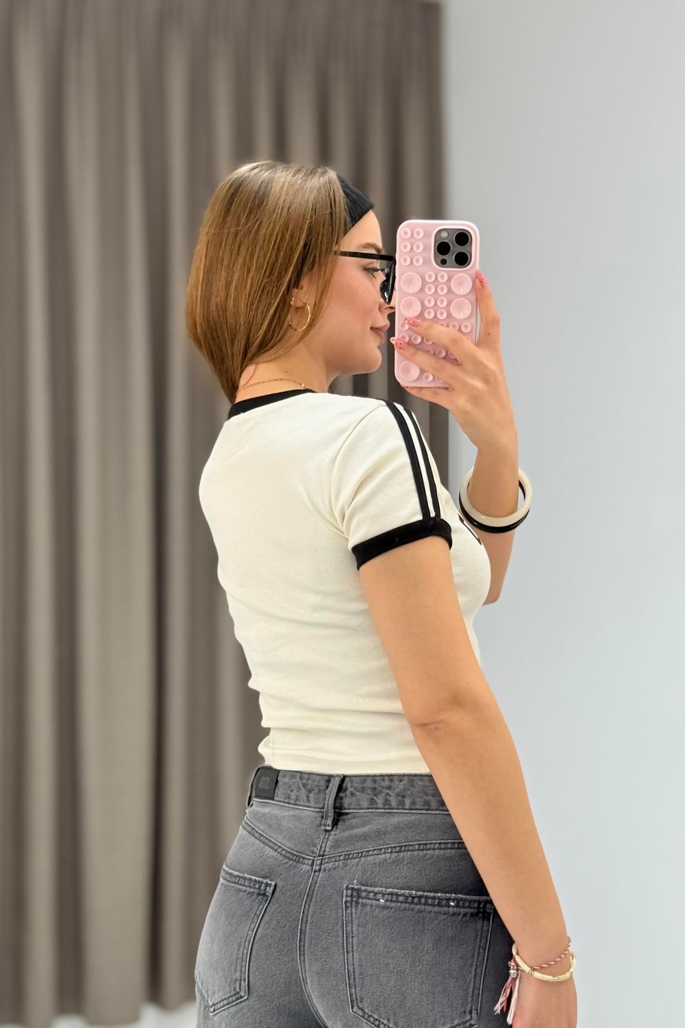 Bisiklet Yaka Şerit Detaylı Kadın Crop Tshirt Krem