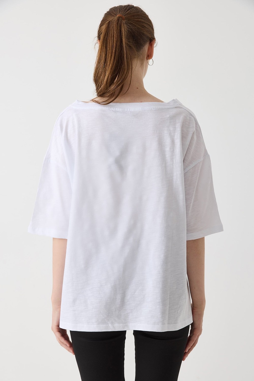 Kadın V Yaka Oversize Salaş Tshirt Beyaz