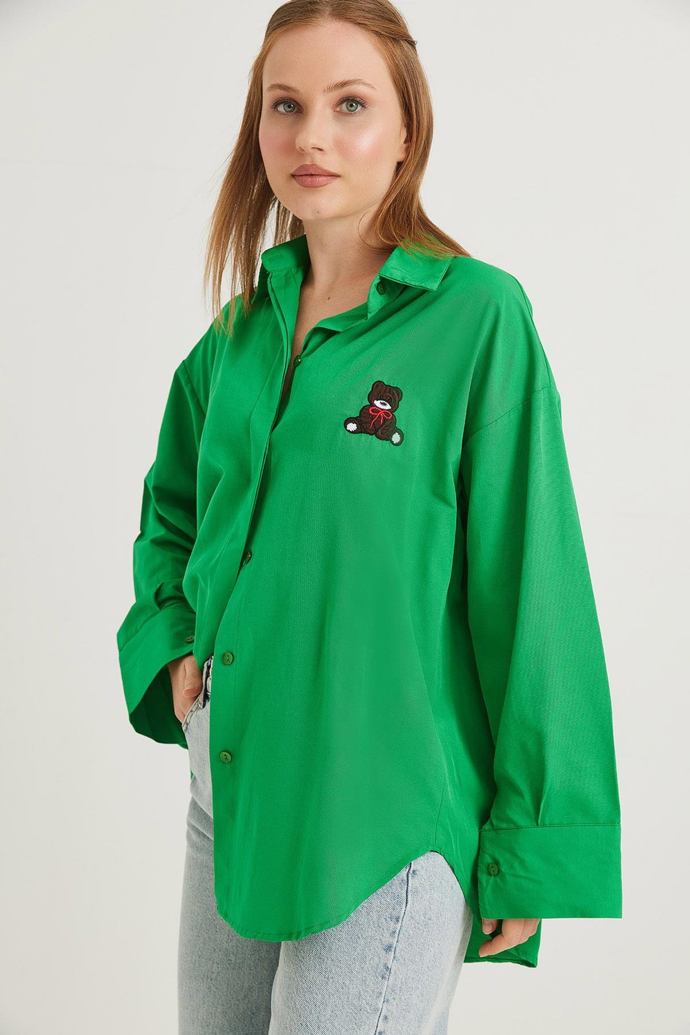 Ayıcık Nakışlı Oversize Basic Gömlek Yeşil
