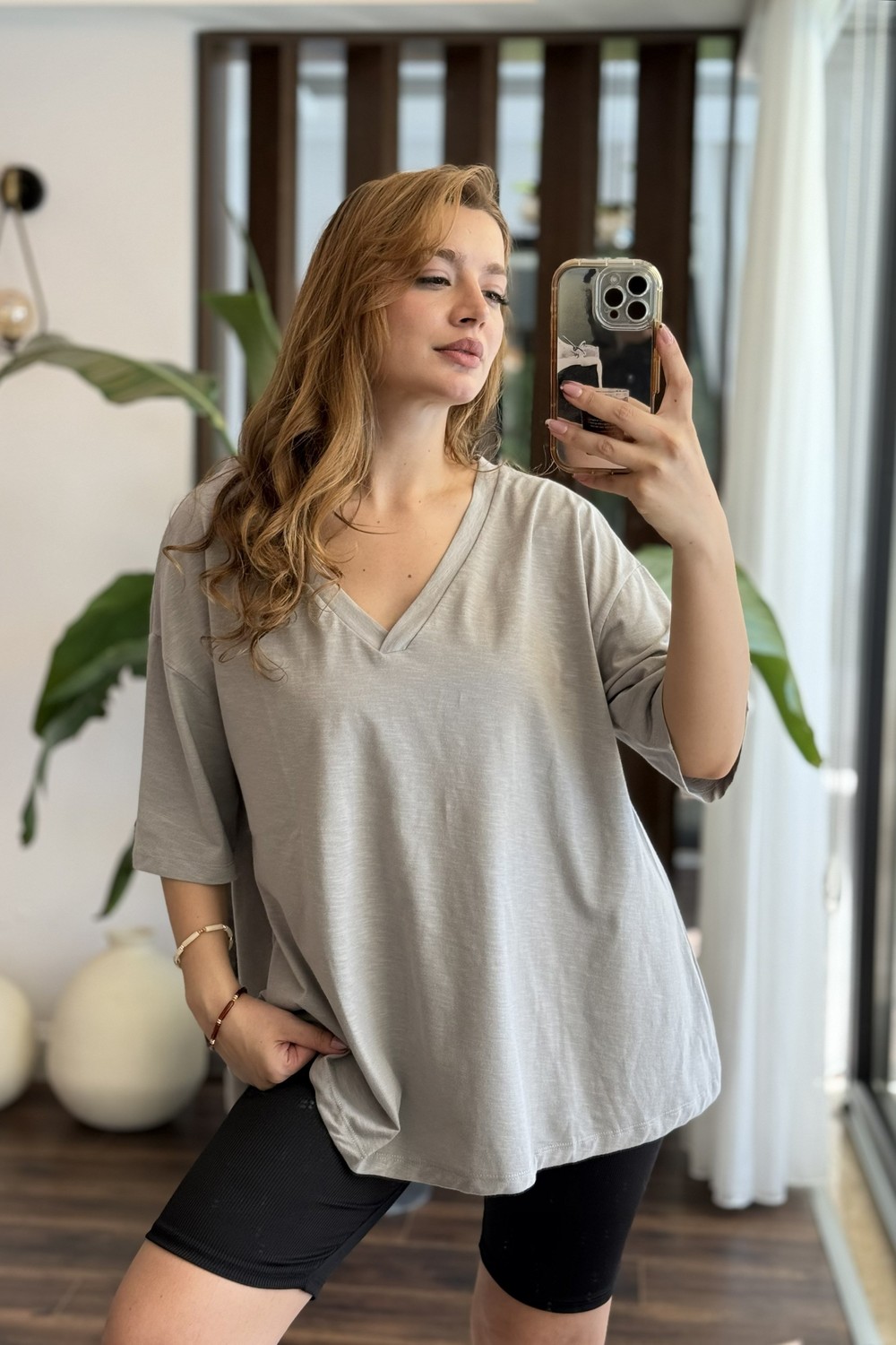 Kadın V Yaka Oversize Salaş Tshirt Gri