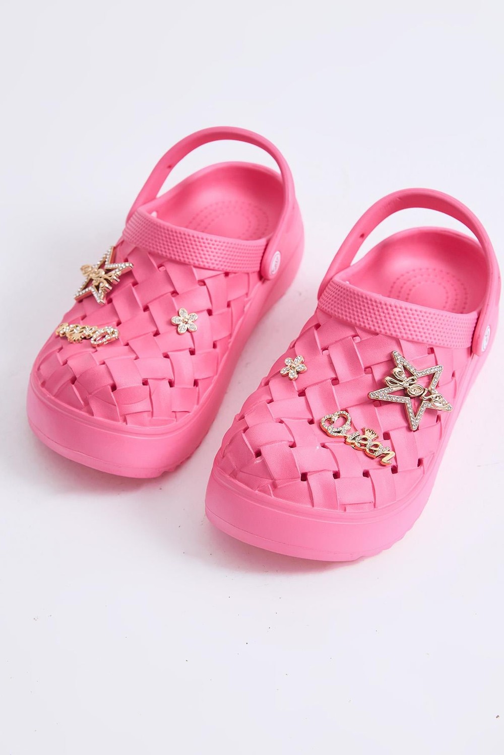 Masaj Tabanlı  Aksesuarlı Crocs Terlik Pembe