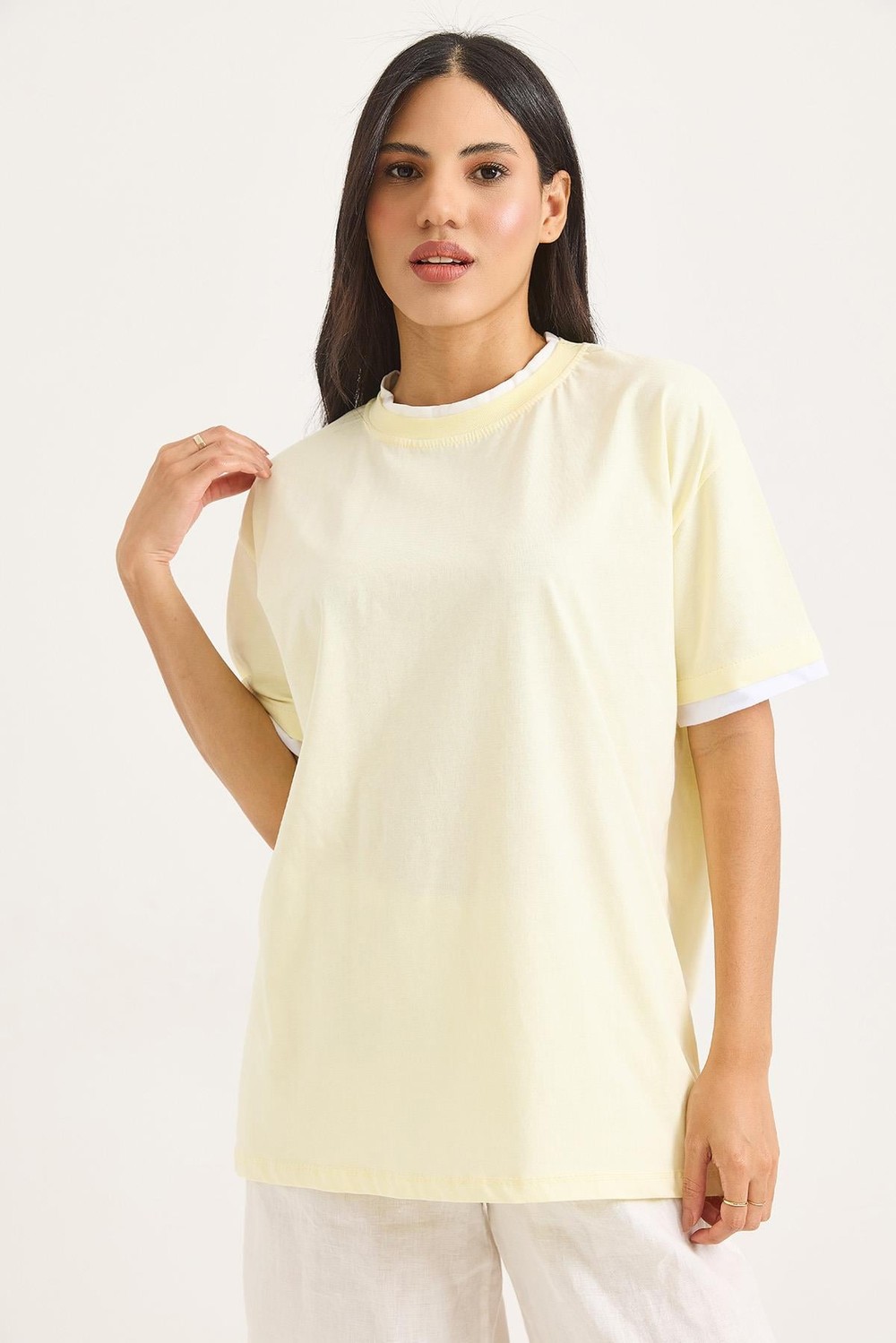 Bisiklet Yaka Kolları Garnili Kadın T-shirt Sarı