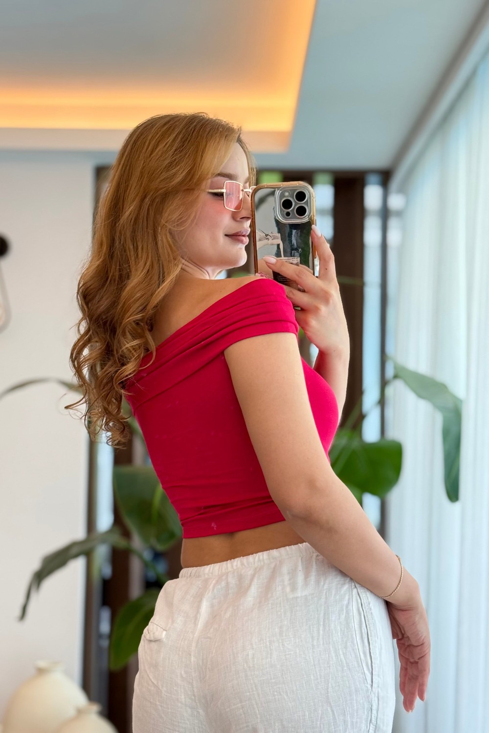 Kadın Madonna Yaka Penye Crop Bluz