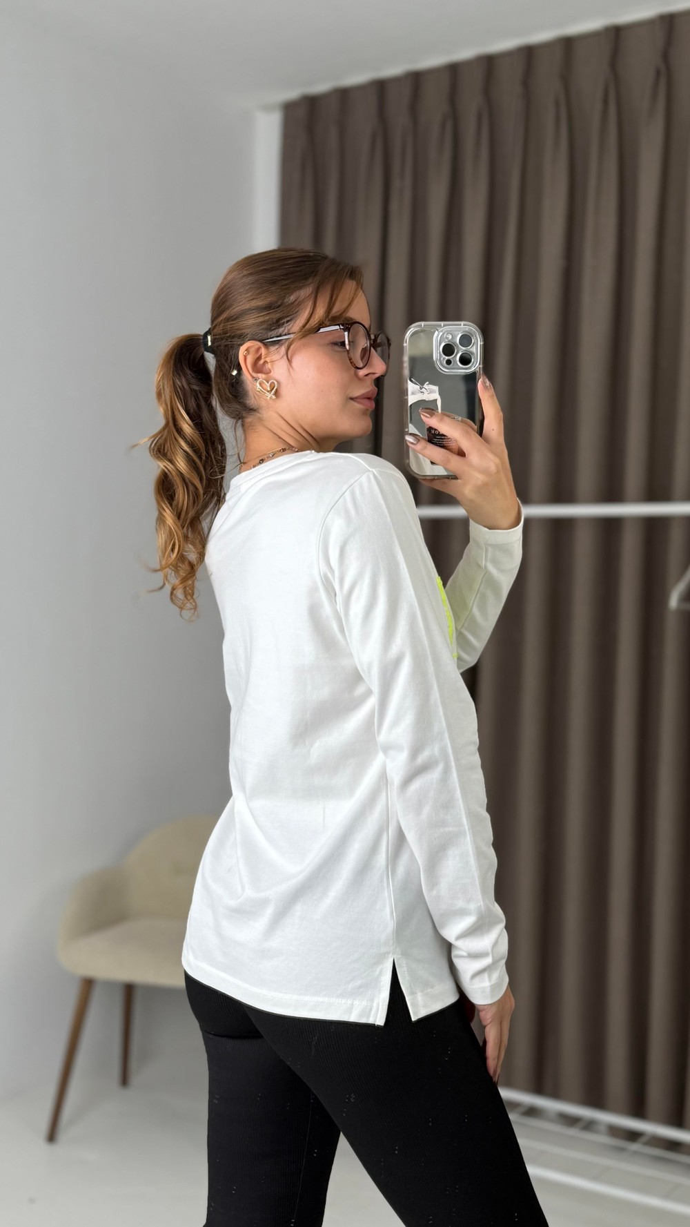 Kadın Beyaz Yazı Baskılı Uzun Kollu Tshirt