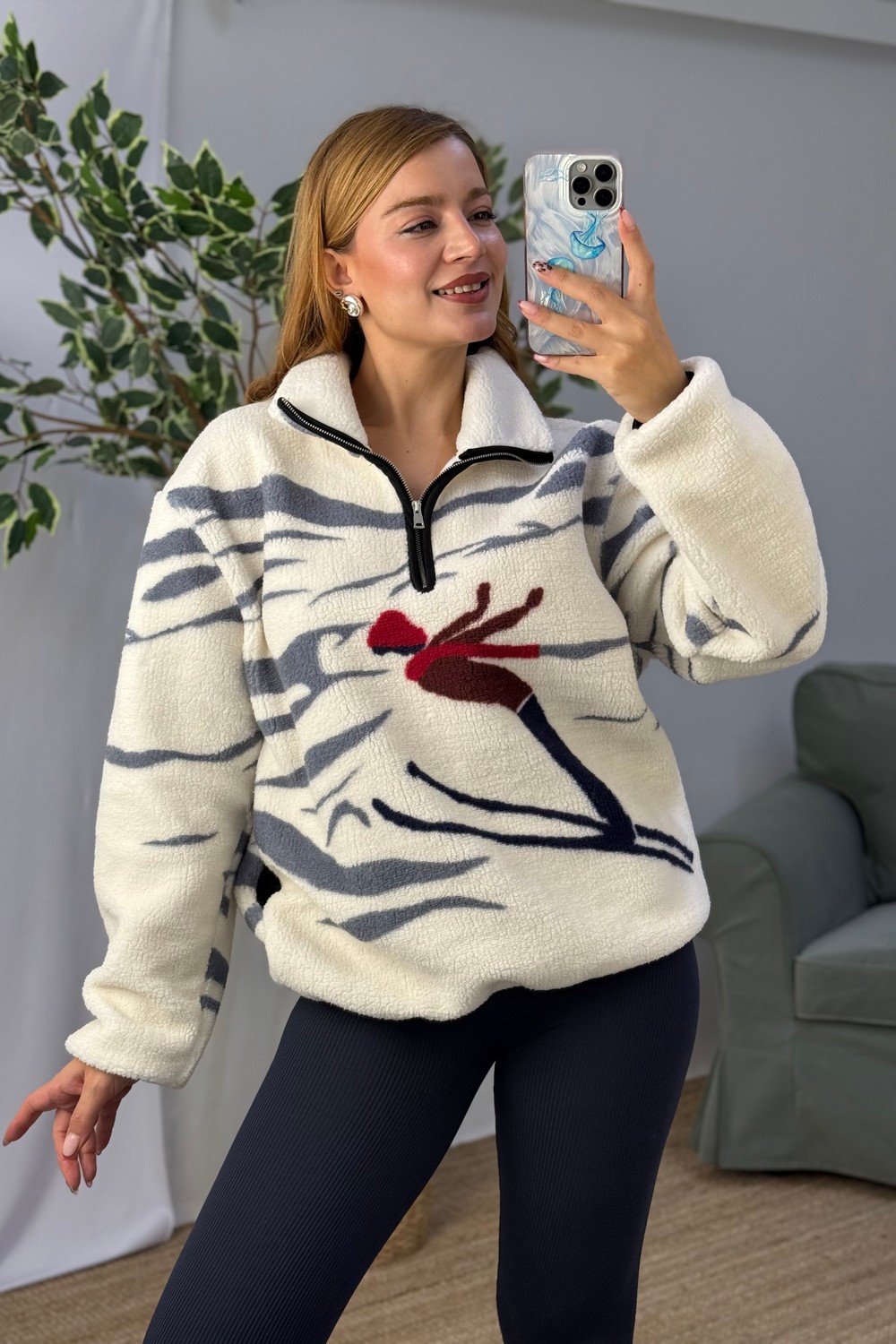 Kadın Desenli Dik Yaka Yarım Fermuarlı Polar Swearshirt Gri