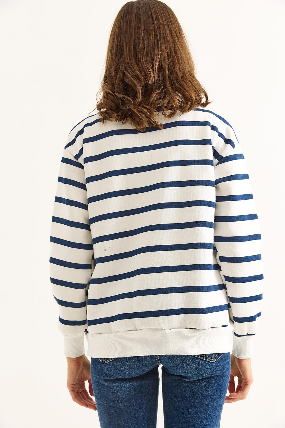 Kadın Oversize Çizgili Kalp Nakışlı Fermuarlı Sweatshirt Lacivert Beyaz