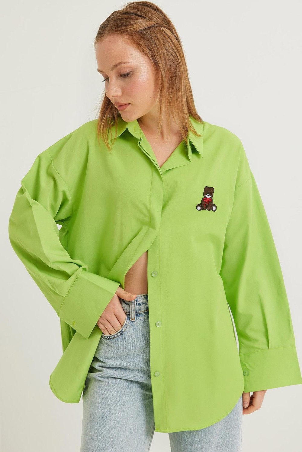 Ayıcık Nakışlı Oversize Basic Gömlek Açık Yeşil