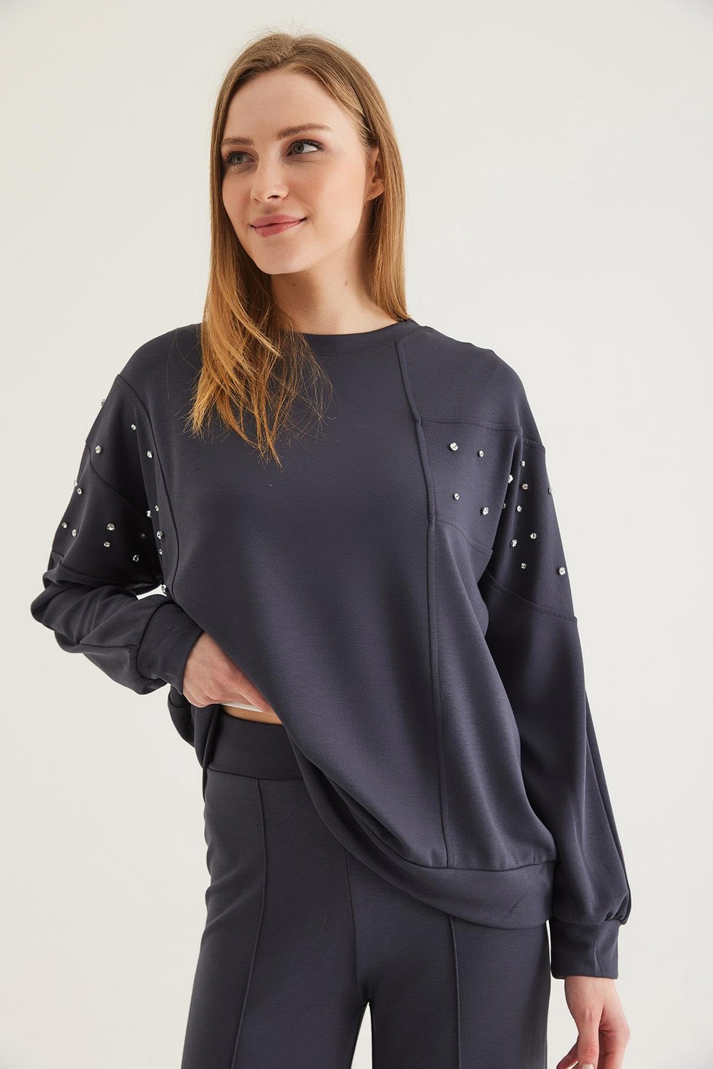 Taş Detaylı Modal Sweatshirt Füme