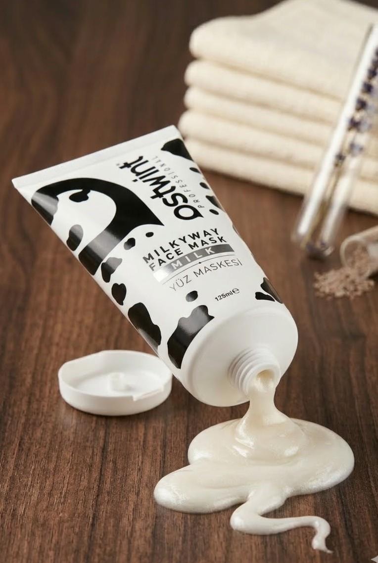 Kadın Süt Bazlı Yüz Maskesi  125ml 