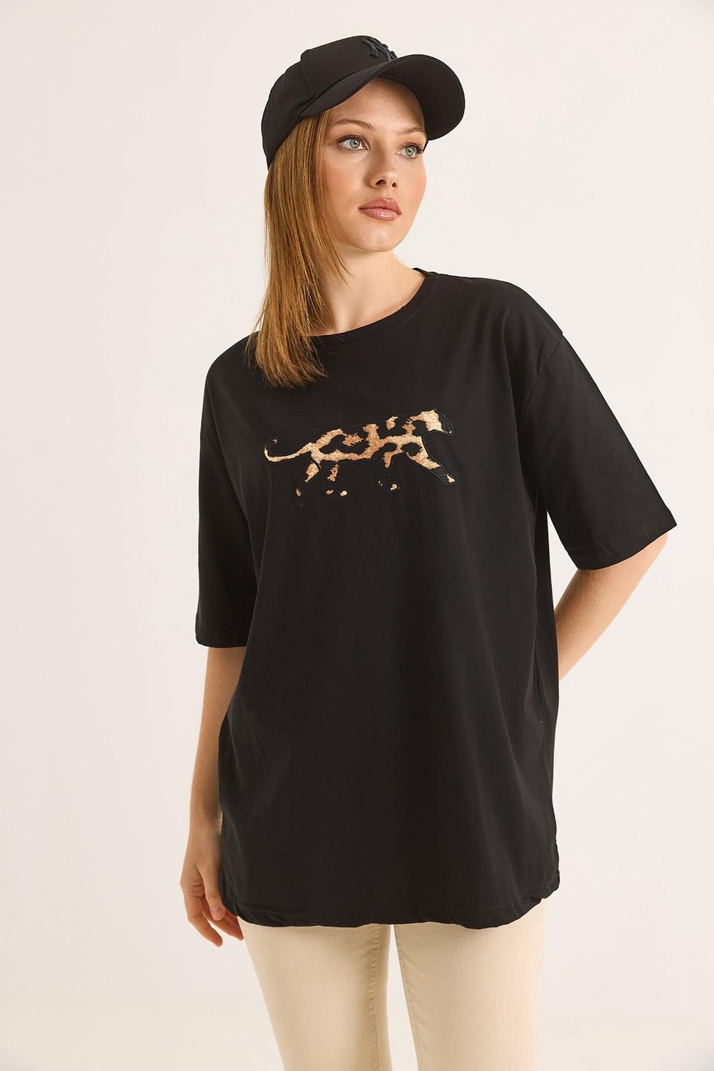 Ön Arka Nakışlı Oversize Pamuk T-Shirt Siyah