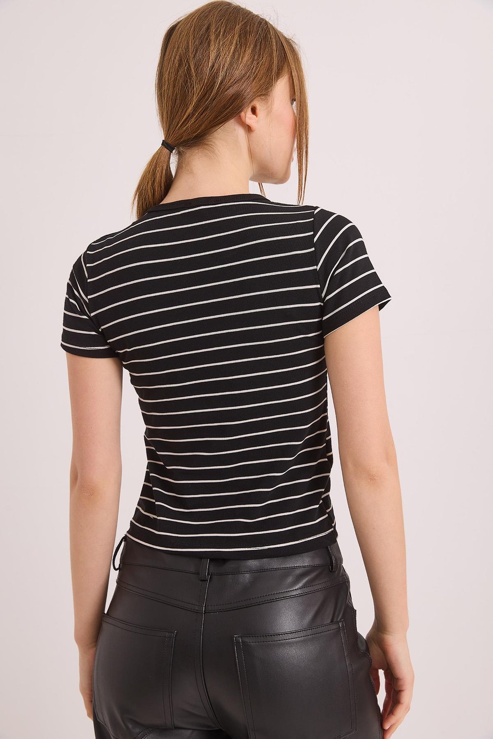 Kısa Kol Likralı Kompak Çizgili Tshirt Siyah