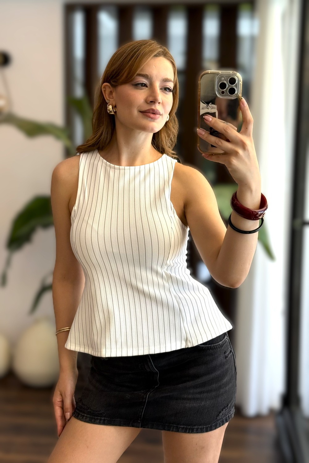 Kadın Bisiklet Yaka Sıfır Kol Çan Model Bluz Beyaz