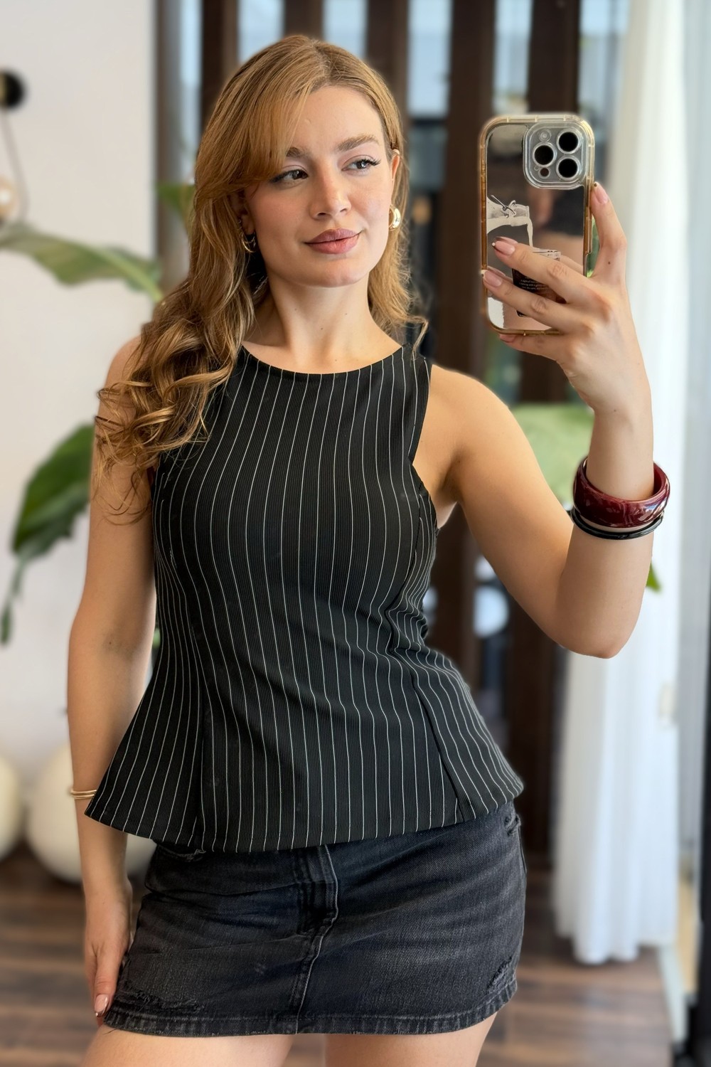 Kadın Bisiklet Yaka Sıfır Kol Çan Model Bluz Siyah