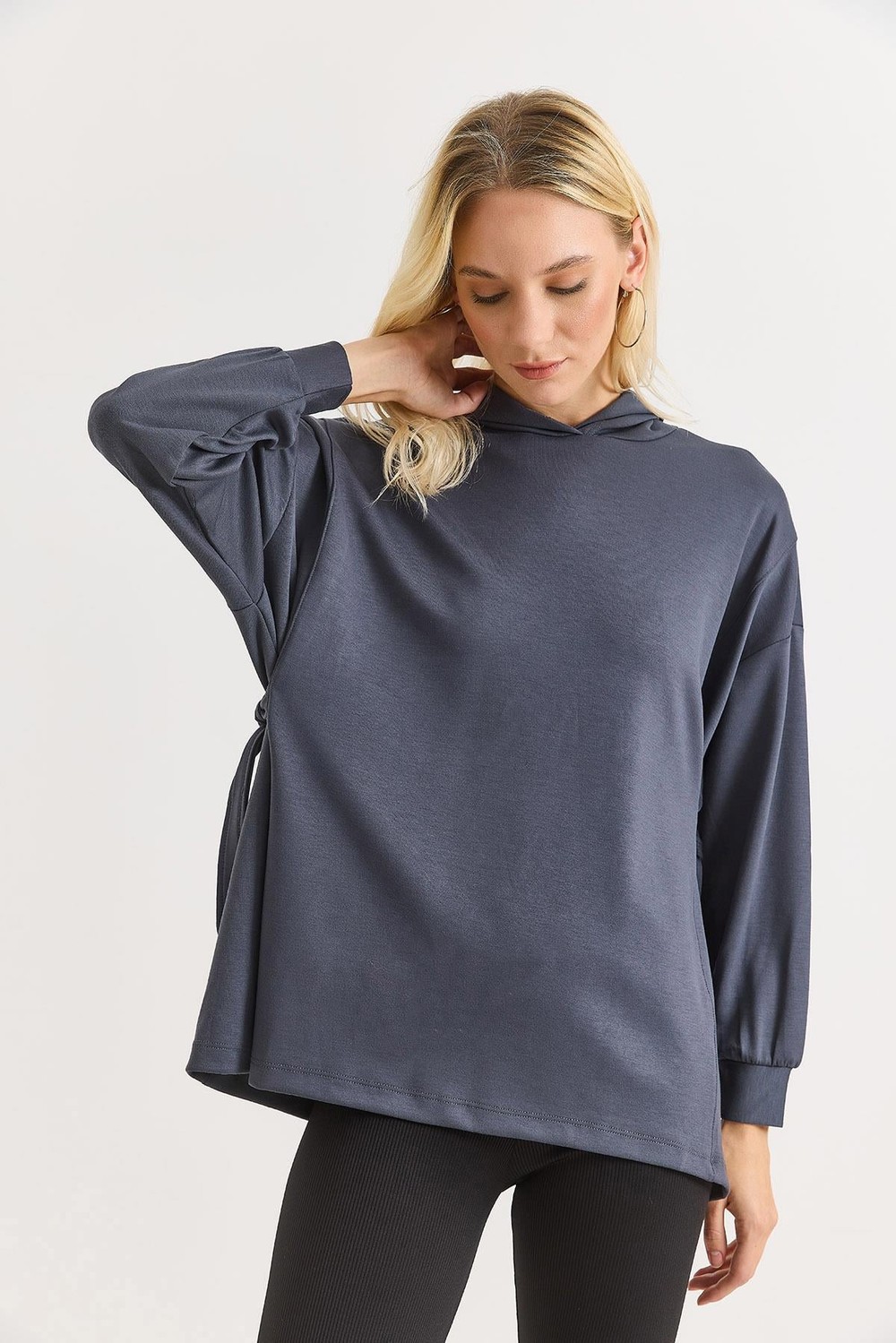 Kadın Yanları Bağlamalı Oversize Modal Tunik Füme