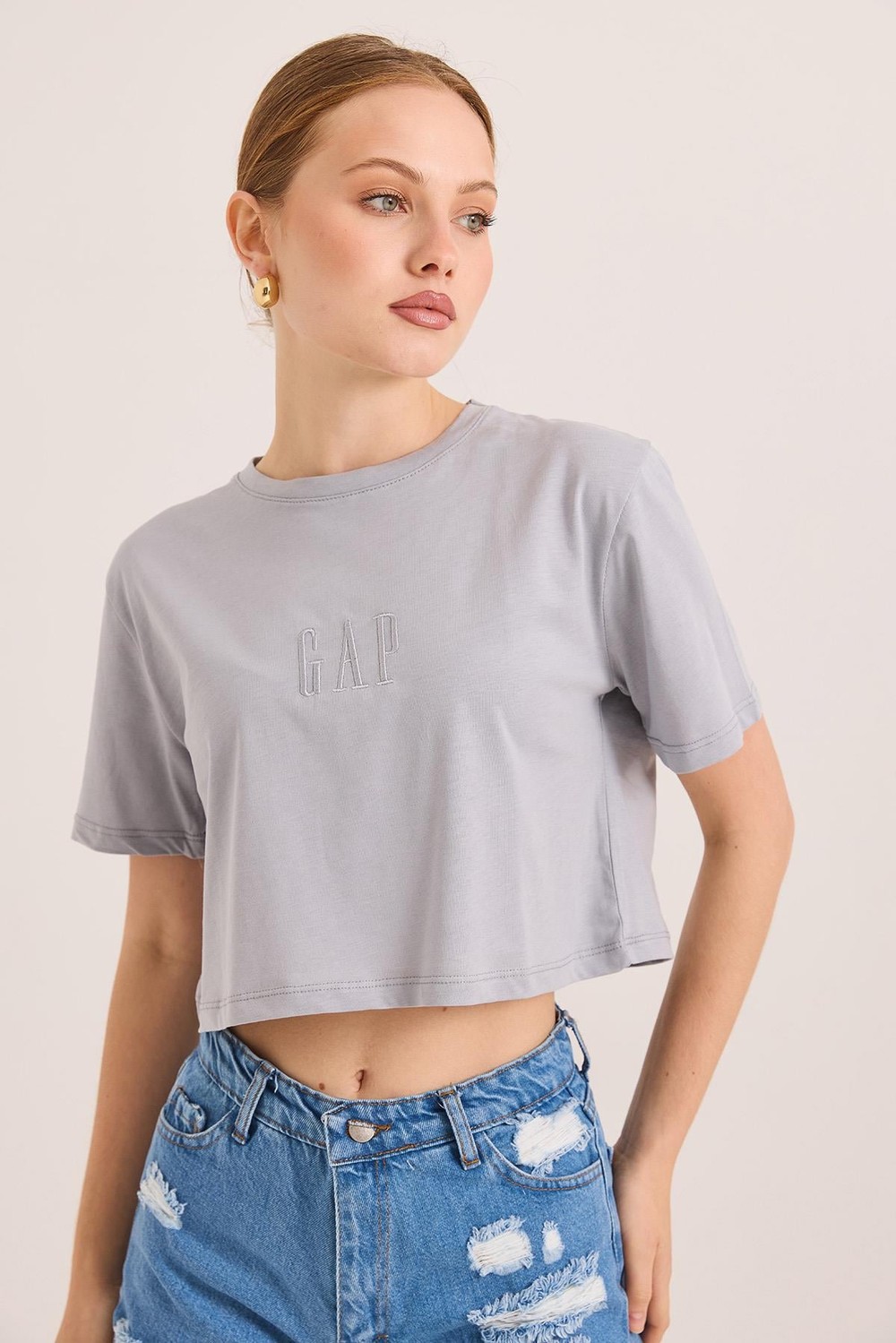 Nakışlı Örme Pamuk Crop Tshirt Gri