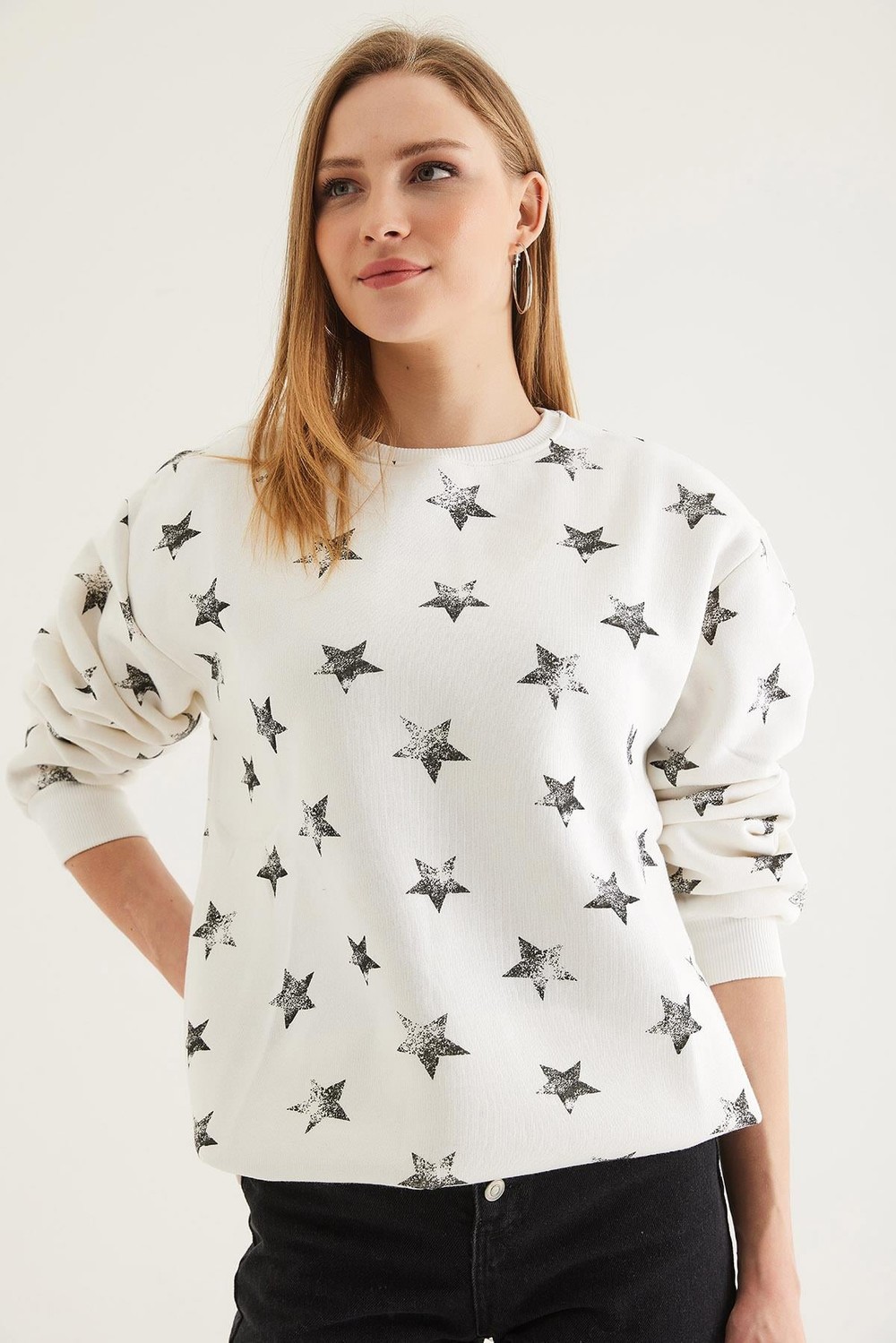 Yıldız Baskılı Oversize Şardonlu Sweatshirt Siyah