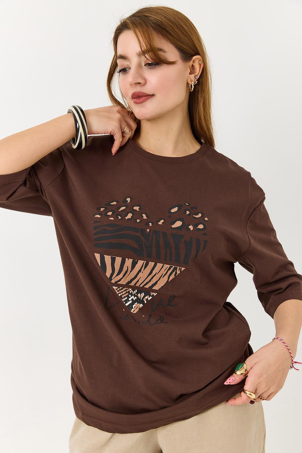 Kadın Kalp Baskılı Bisiklet Yaka Tshirt Kahverengi