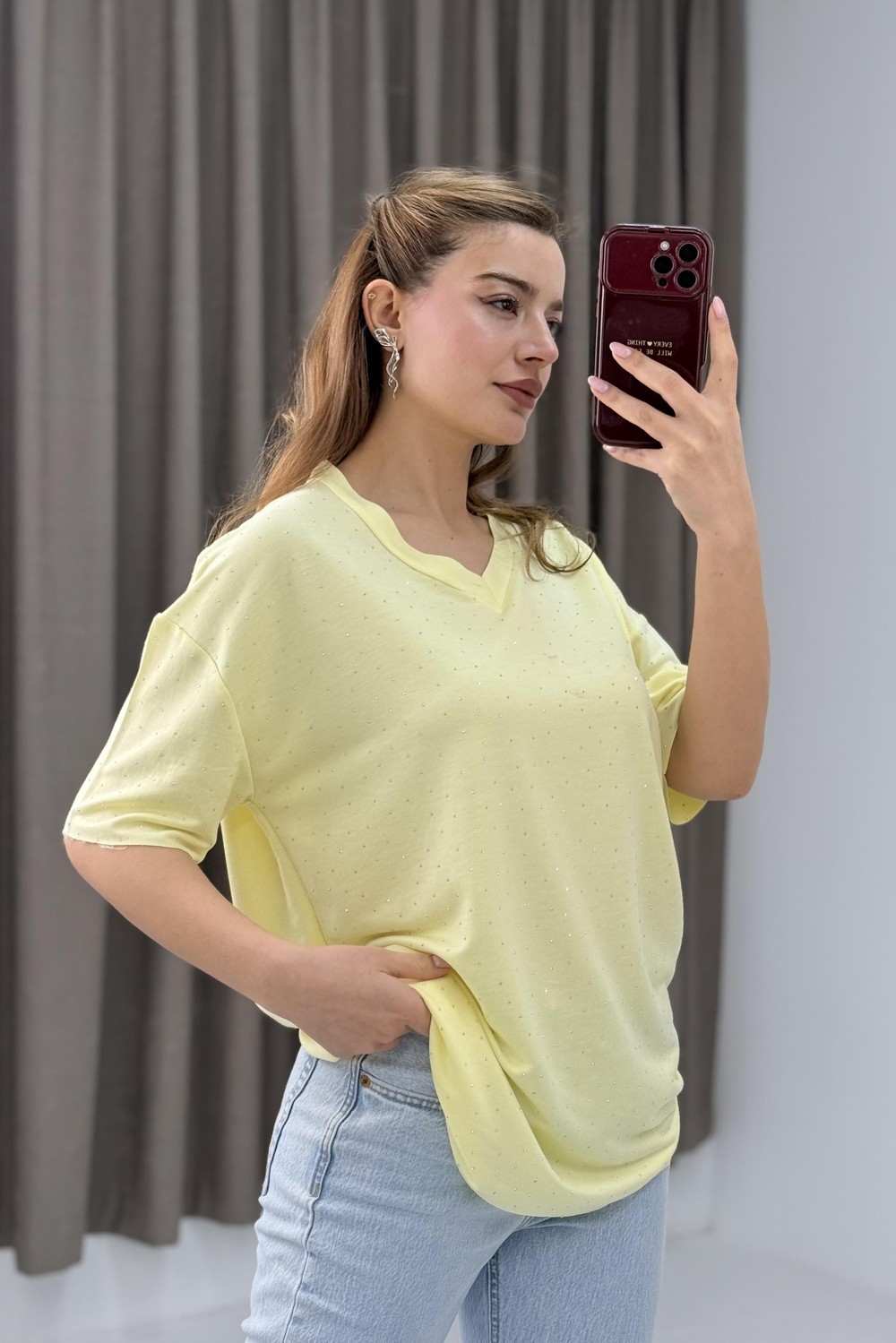 V Yaka Taşlı Yarım Kol T-shirt  Sarı