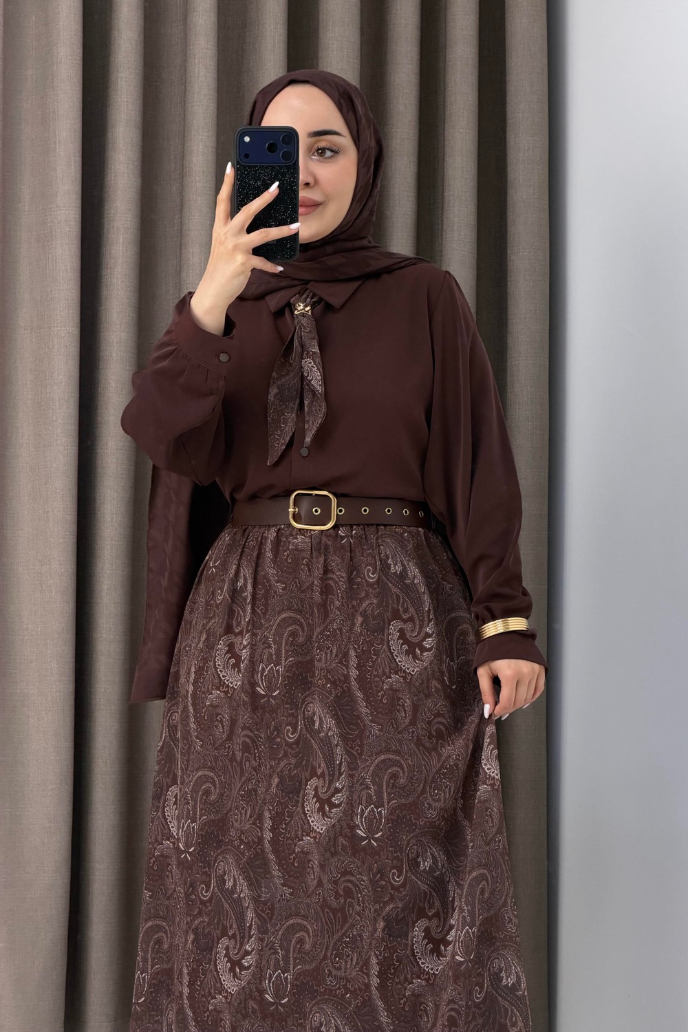 Kadın Kemerli Şifon Etek Üstü Gömlek Fularlı Takım Kahverengi