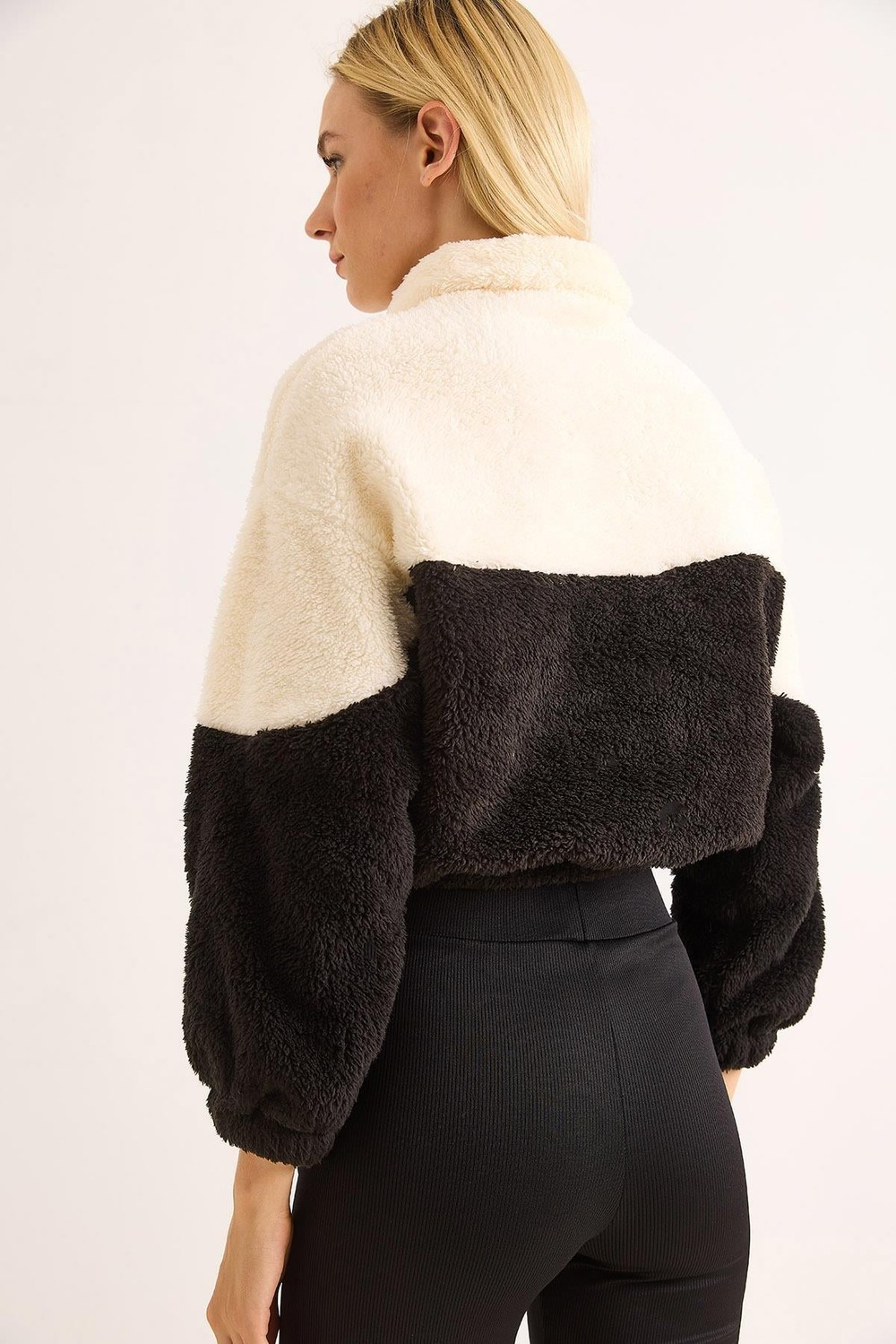 Yumuşak Beli ve Kolu Lastikli Fermuarlı Polar Swet Siyah