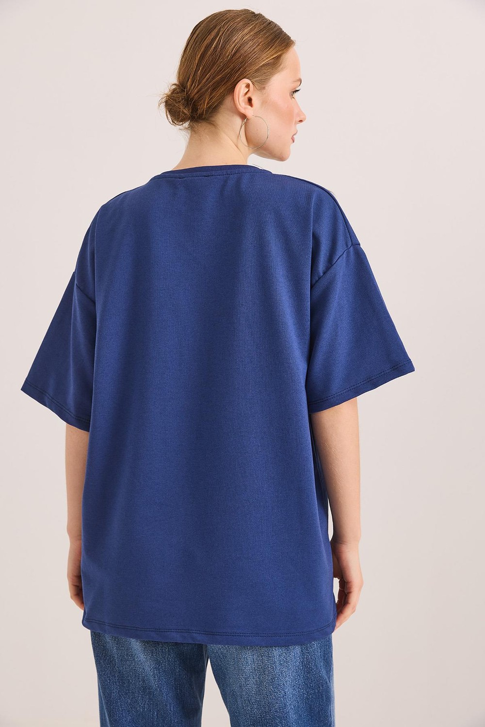 Kiraz Nakışlı Oversize Rahat Kalıp Tshirt Lacivert