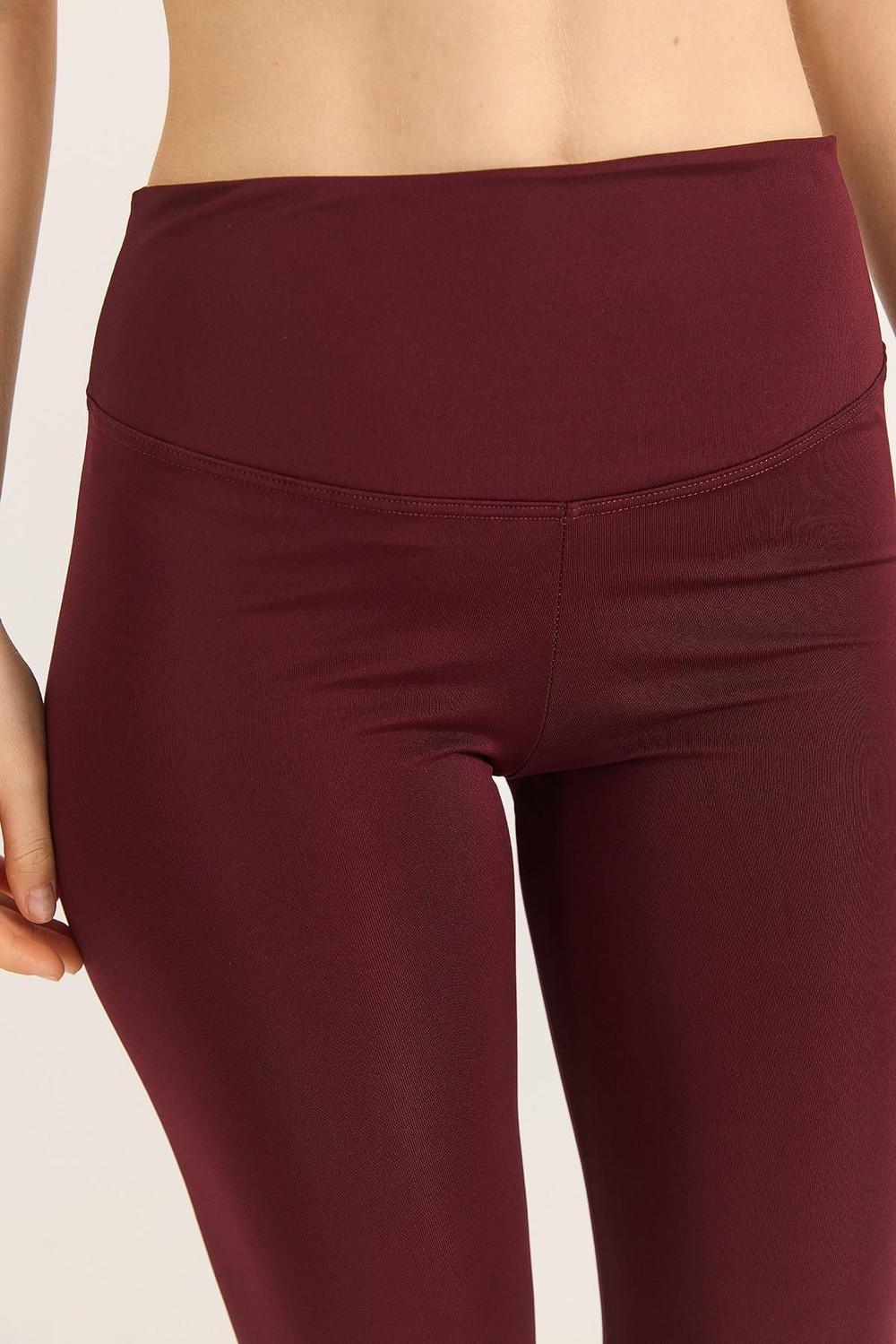 Slim fit yüksek bel toparlayıcı Oysho Tayt Bordo