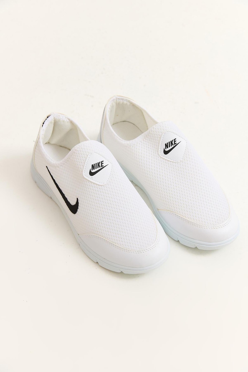 Bağcıksız Model Comfort  Spor Ayakkabı Beyaz