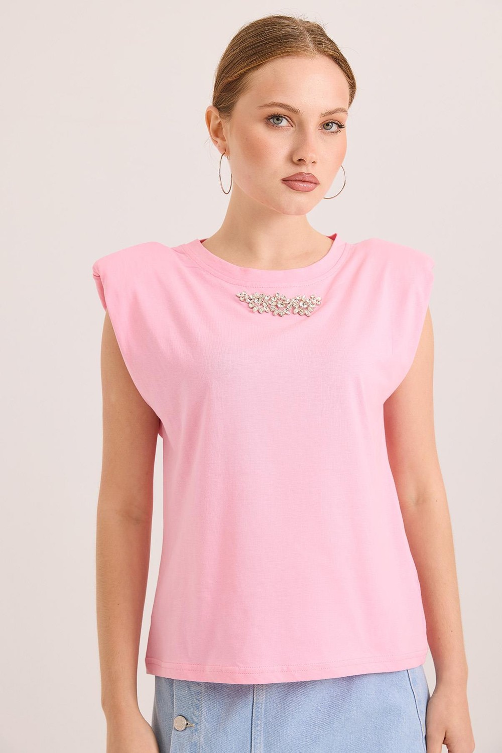 Sıfır Kol Yuvarlak Yaka Havalı Crop Tshirt Pembe