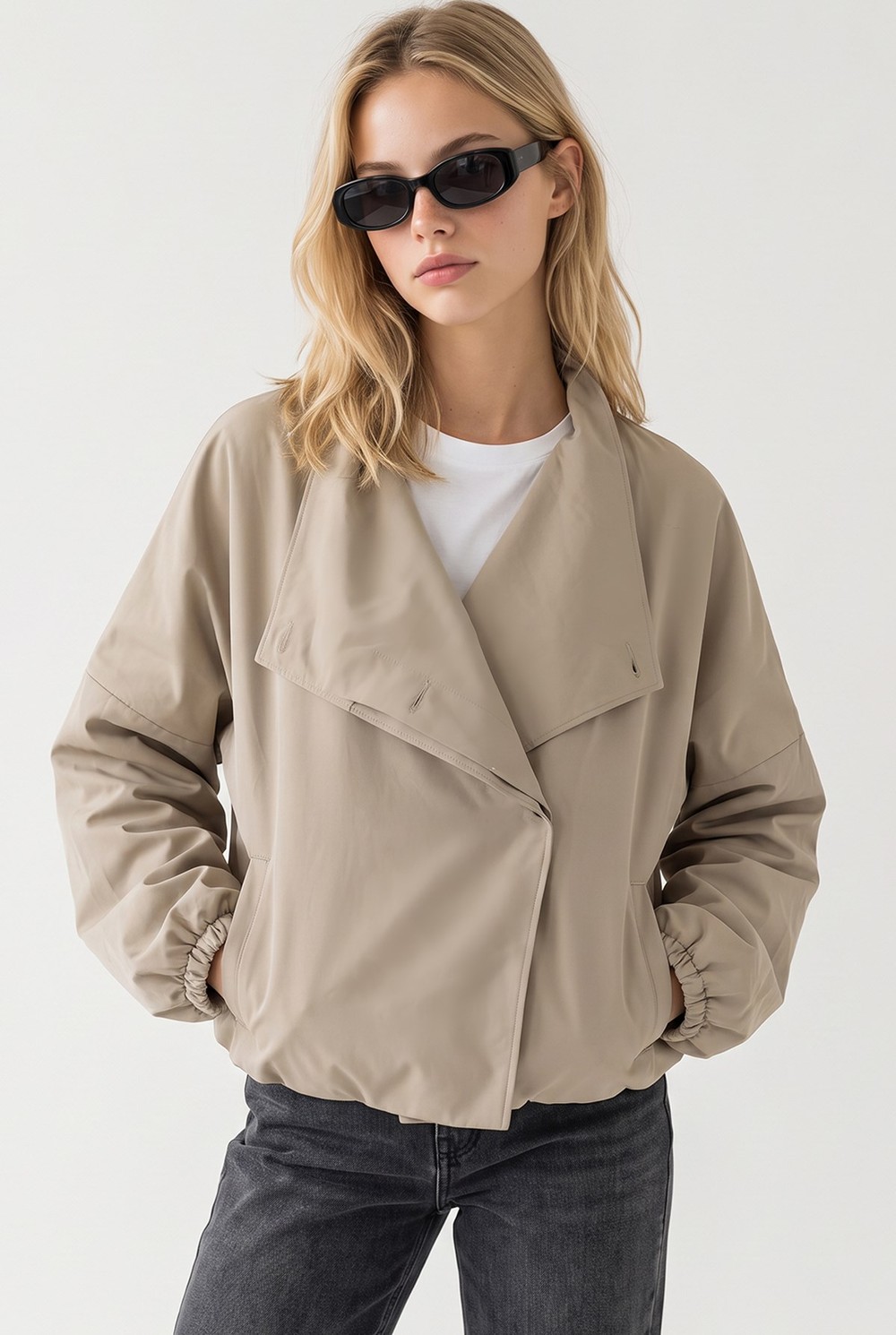 Kadın Asimetrik Yaka Cepli Altı Lastikli Oversize Trençkot Vizon