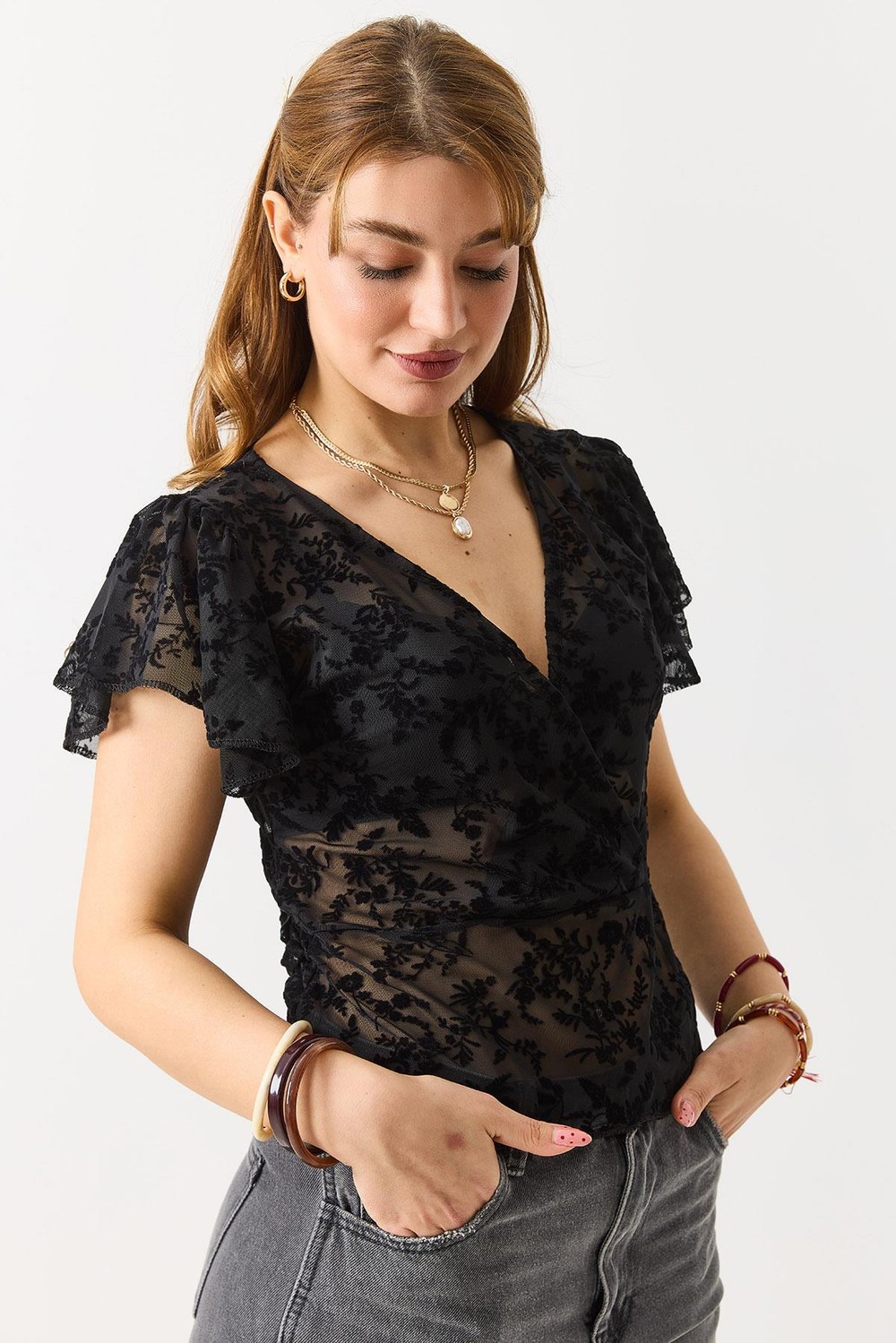 Kadın Transparan Fırfırlı Çiçek Desenli Bluz Siyah