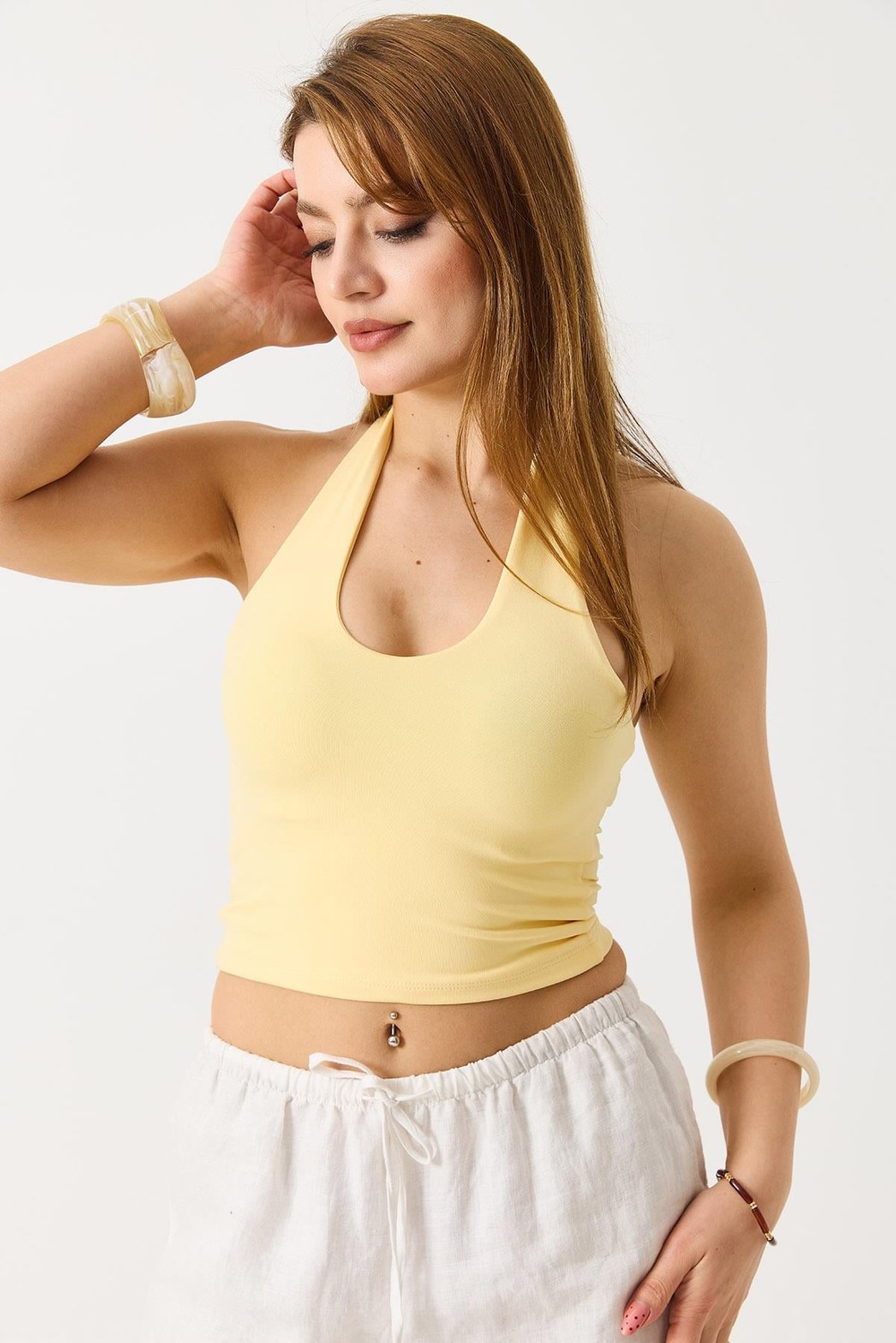 Kadın Boyundan Askılı Crop Bluz Sarı