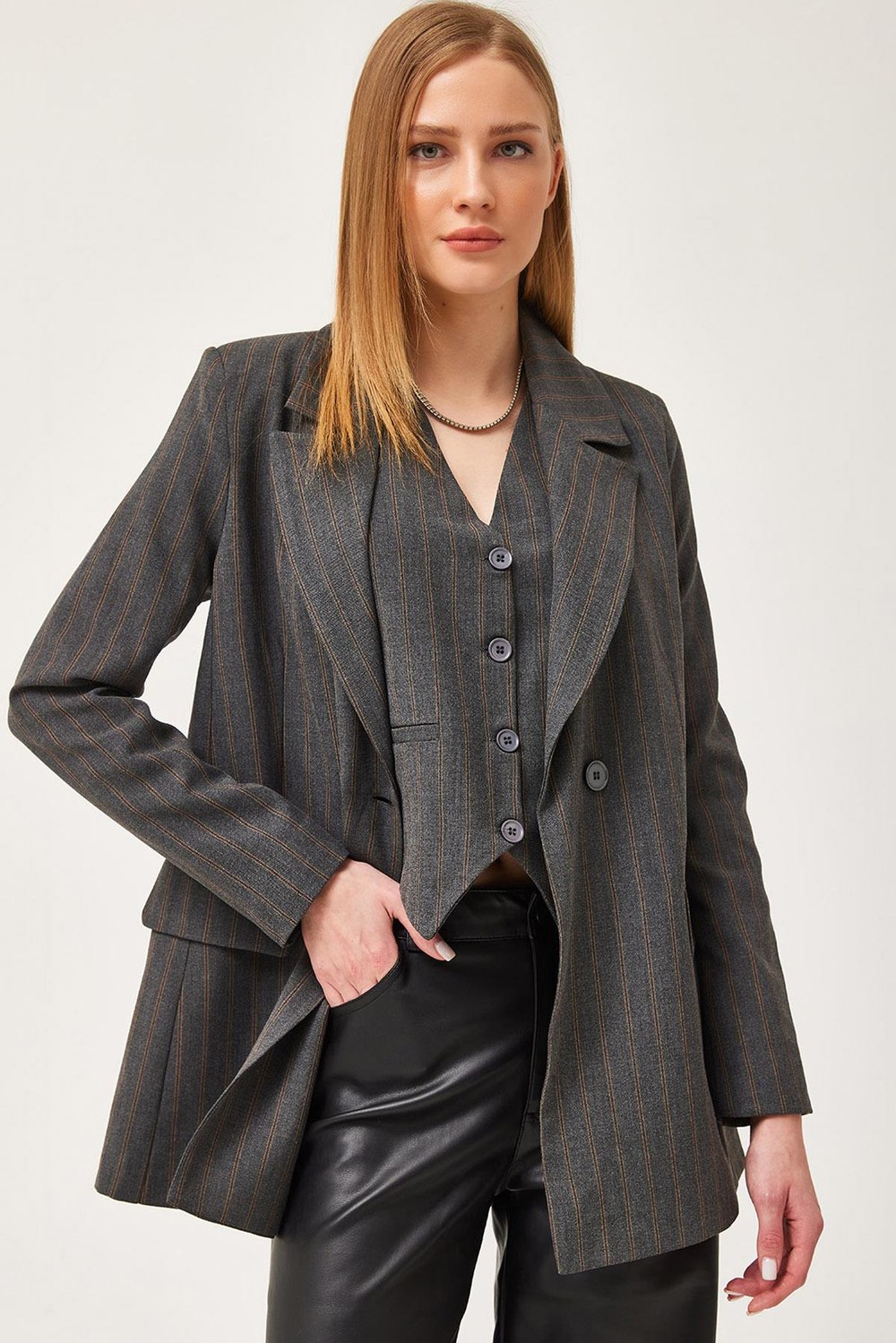 Regular Fit Blazer Yelek Crop Düz Düğmeli Füme