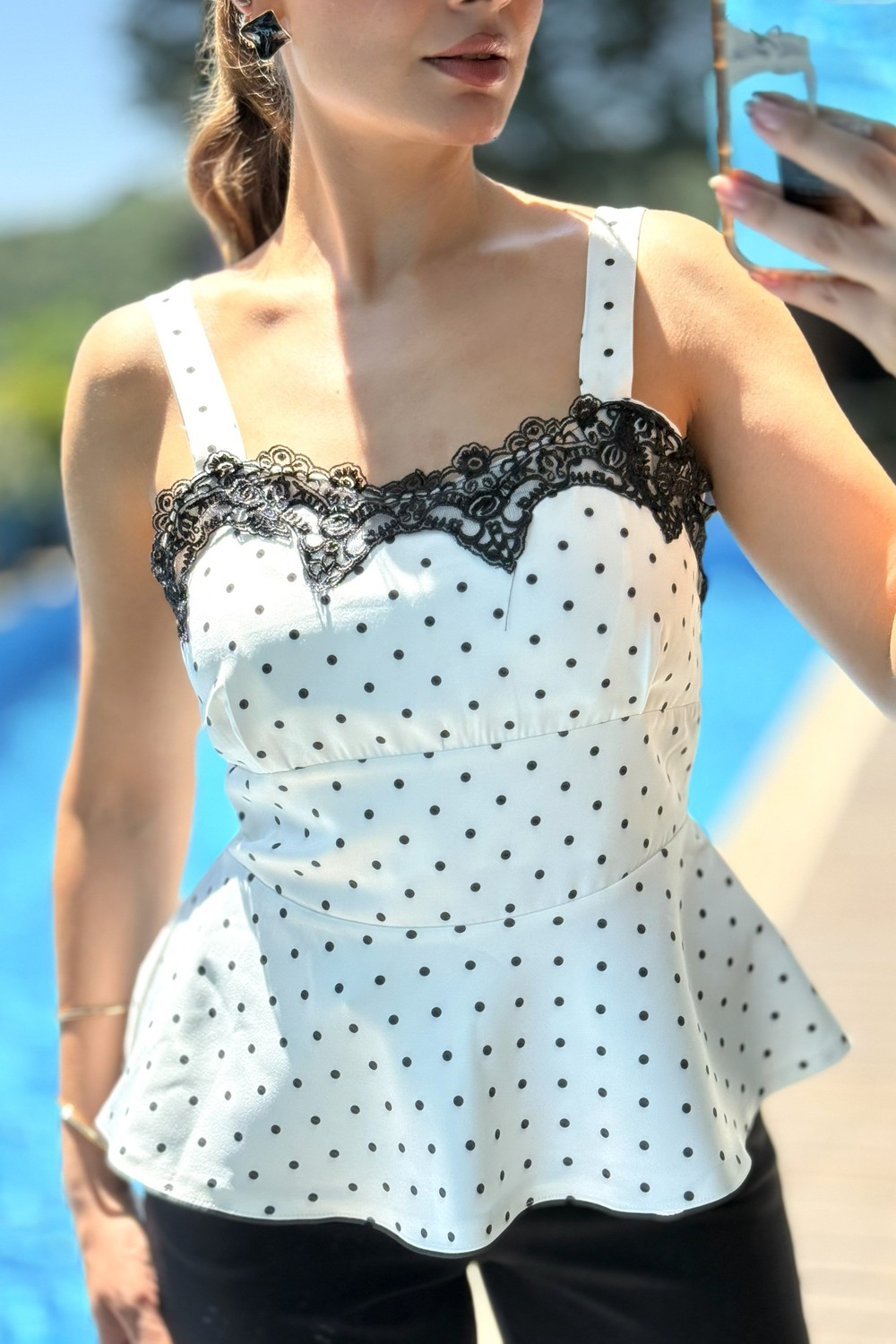 Kadın Çan Model Askılı Crop Bluz  Beyaz