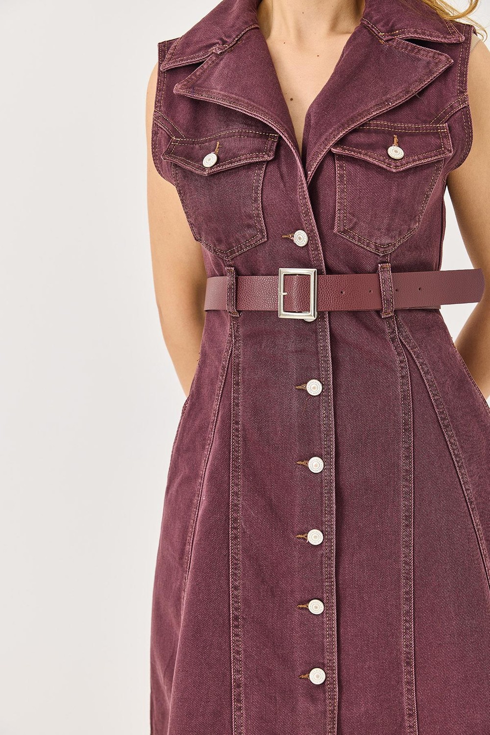 Kemerli Önden Düğmeli Kolsuz Denim Elbise Mürdüm