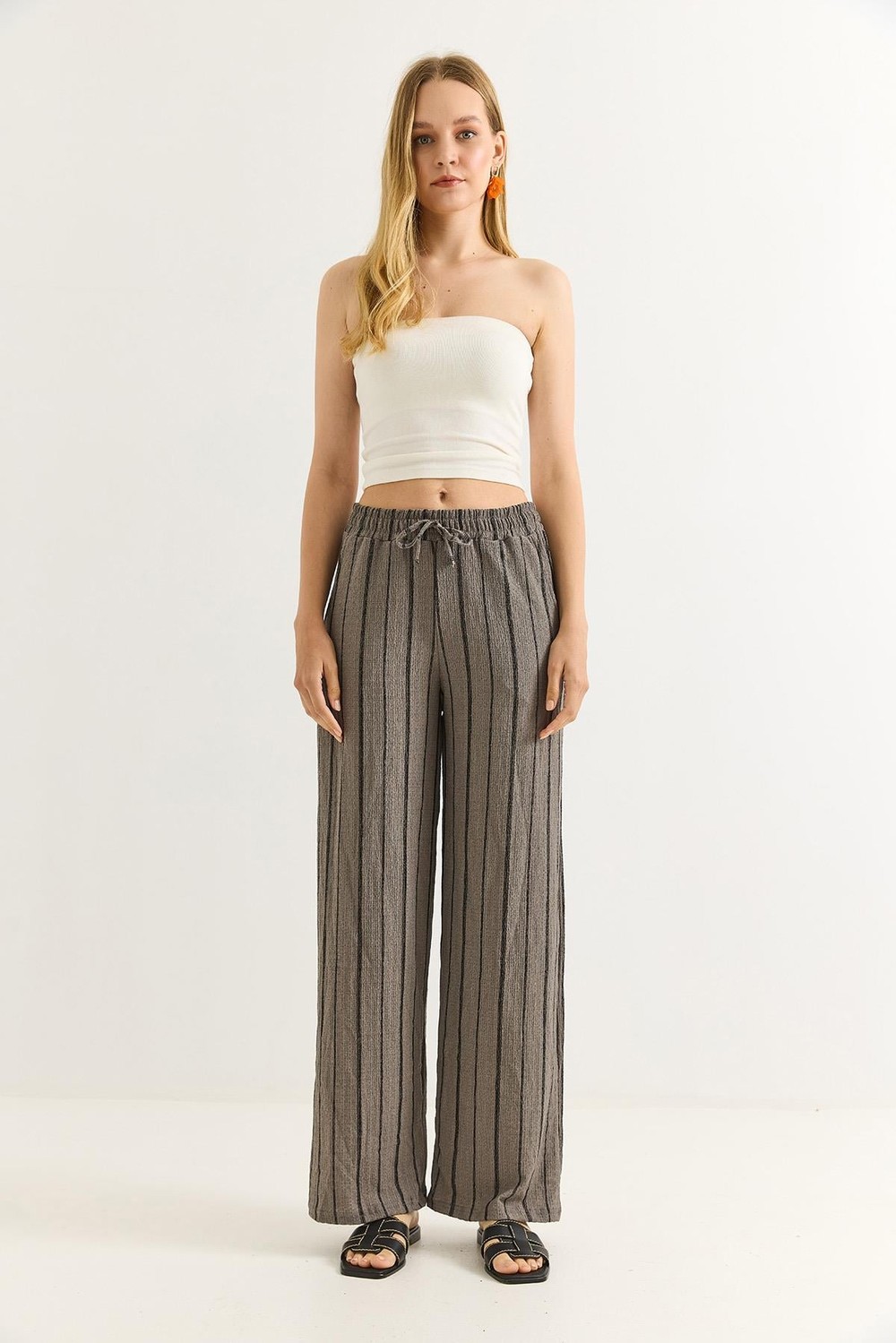 Bürümcük Çizgili Rahat Kesim Pantalon Füme