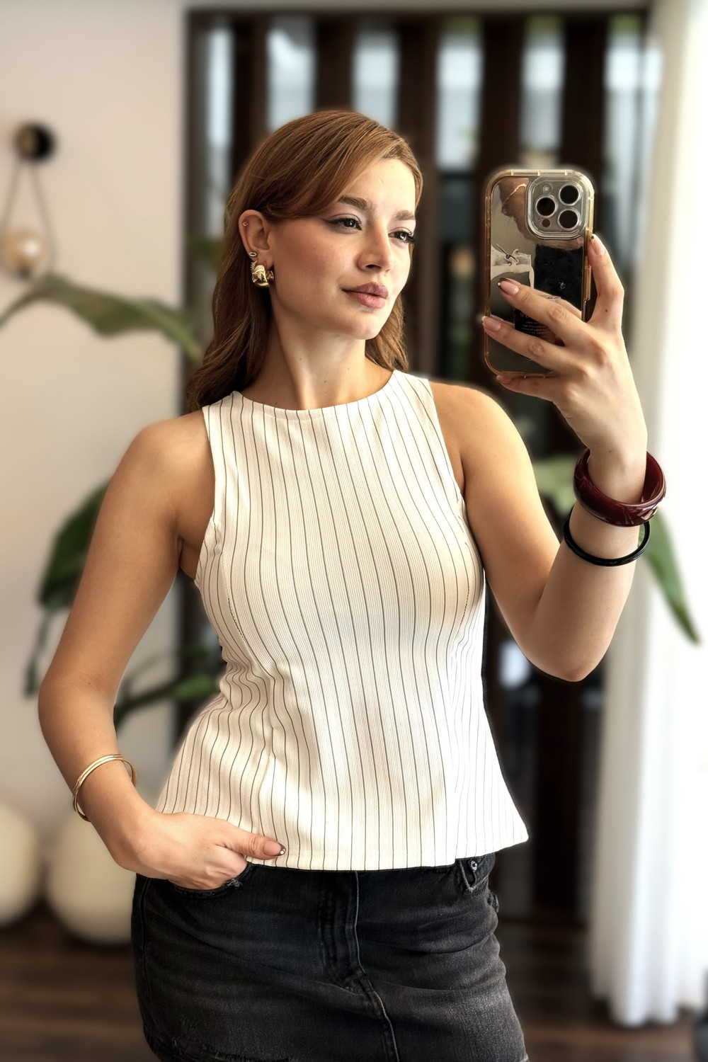 Kadın Bisiklet Yaka Sıfır Kol Çan Model Bluz Beyaz