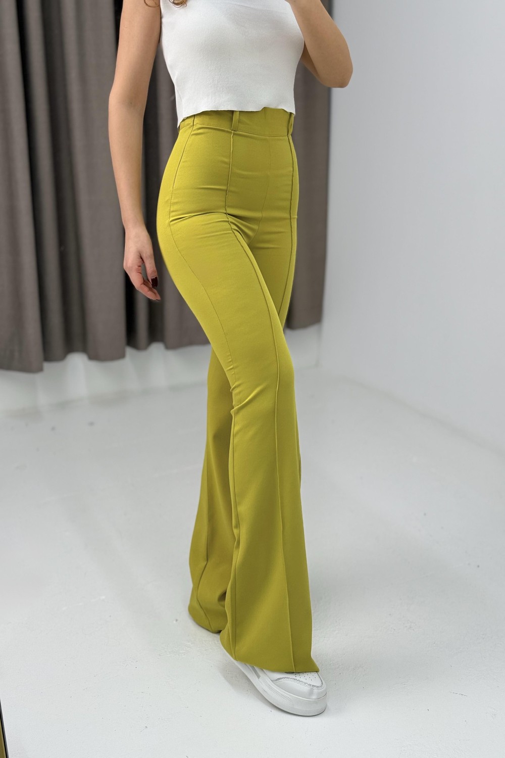 Yüksel Bel Çımalı  İspanyol Paça Pantolon  Yağ Yeşili