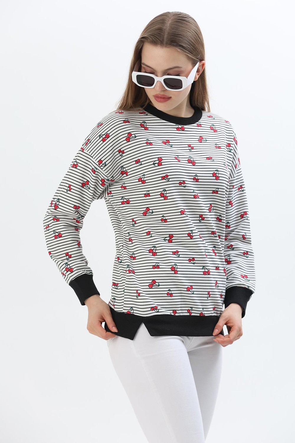 Çiçek Desen İki İplik Sweatshirt Beyaz