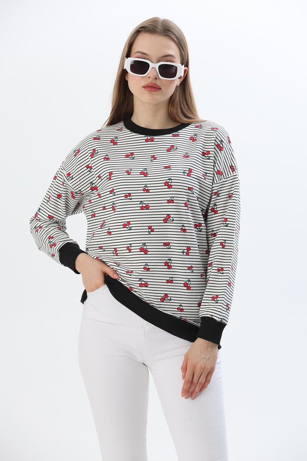 Çiçek Desen İki İplik Sweatshirt Beyaz
