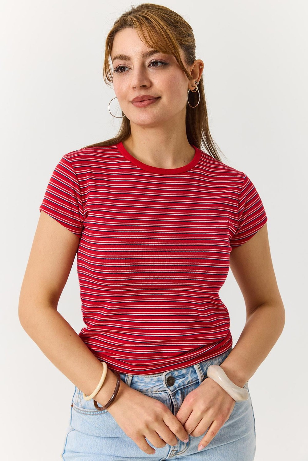 Kadın  Çizgili Bisiklet Yaka Tshirt Kırmızı