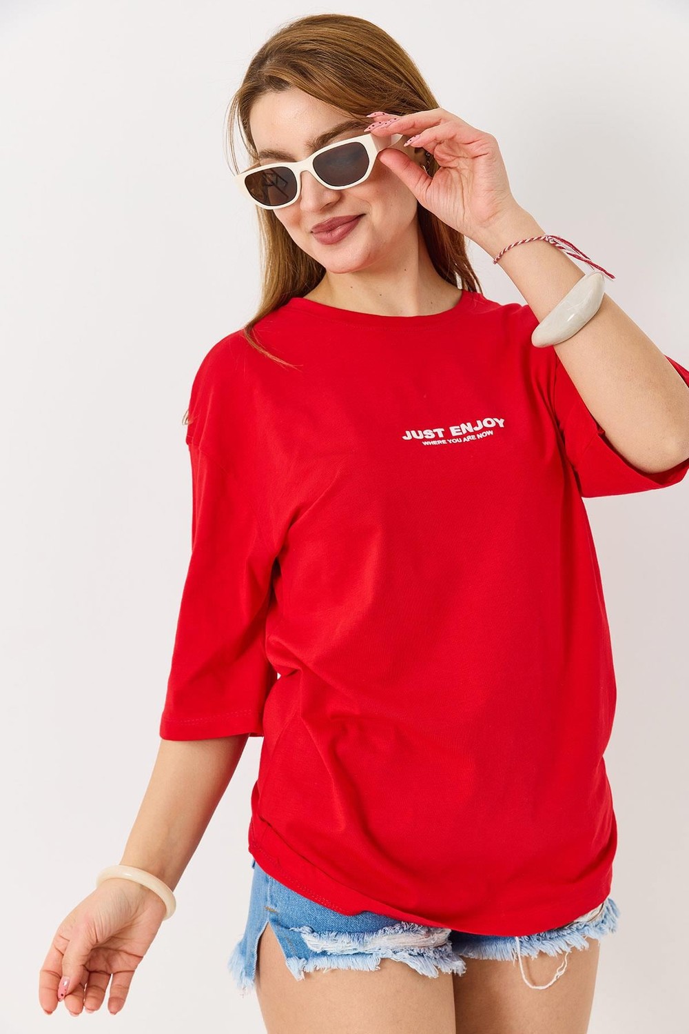 Kadın Yazı Baskılı Bisiklet Yaka Tshirt Kırmızı